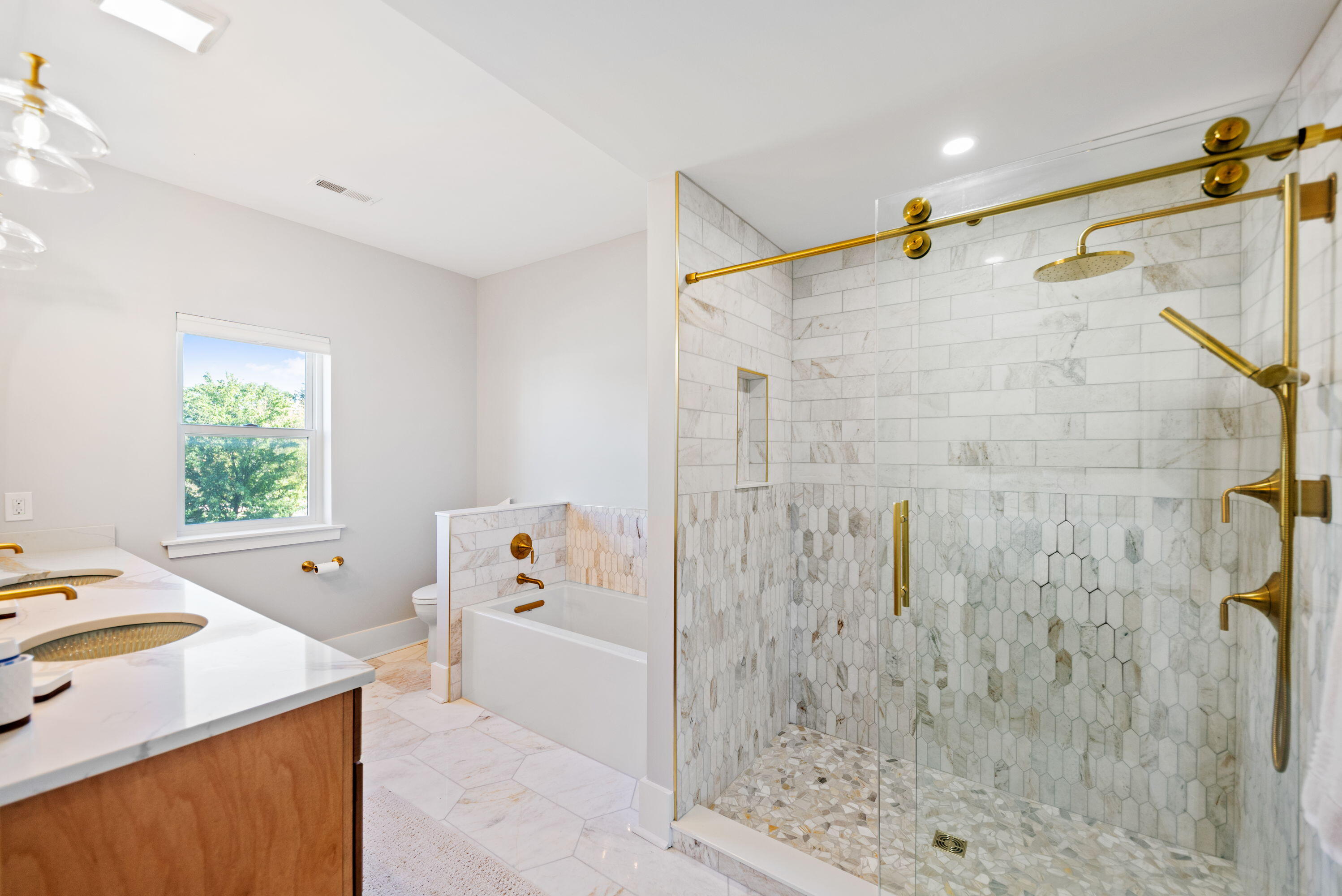 600 W Mechanic Street