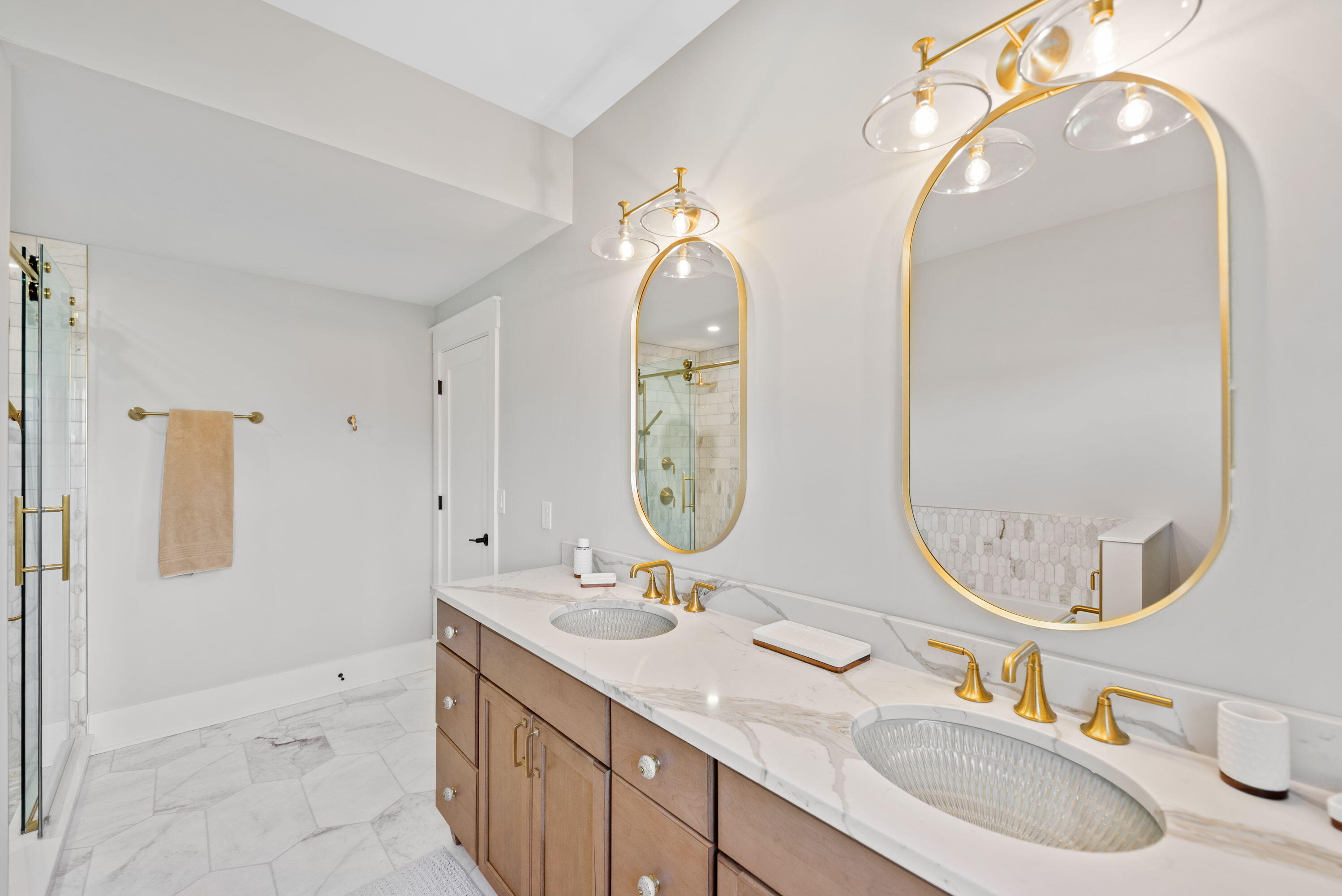 600 W Mechanic Street