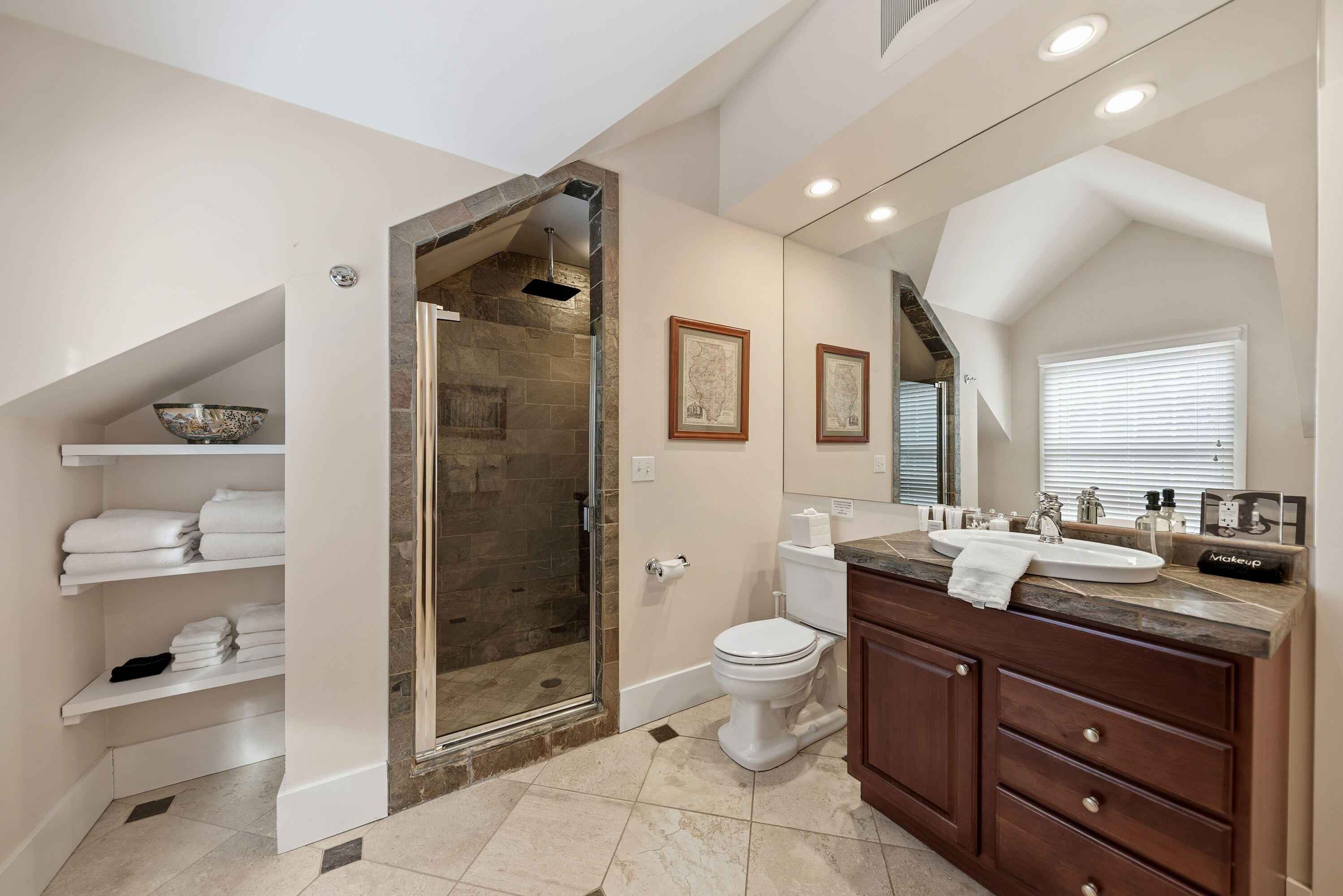 13217 Three Oaks Road