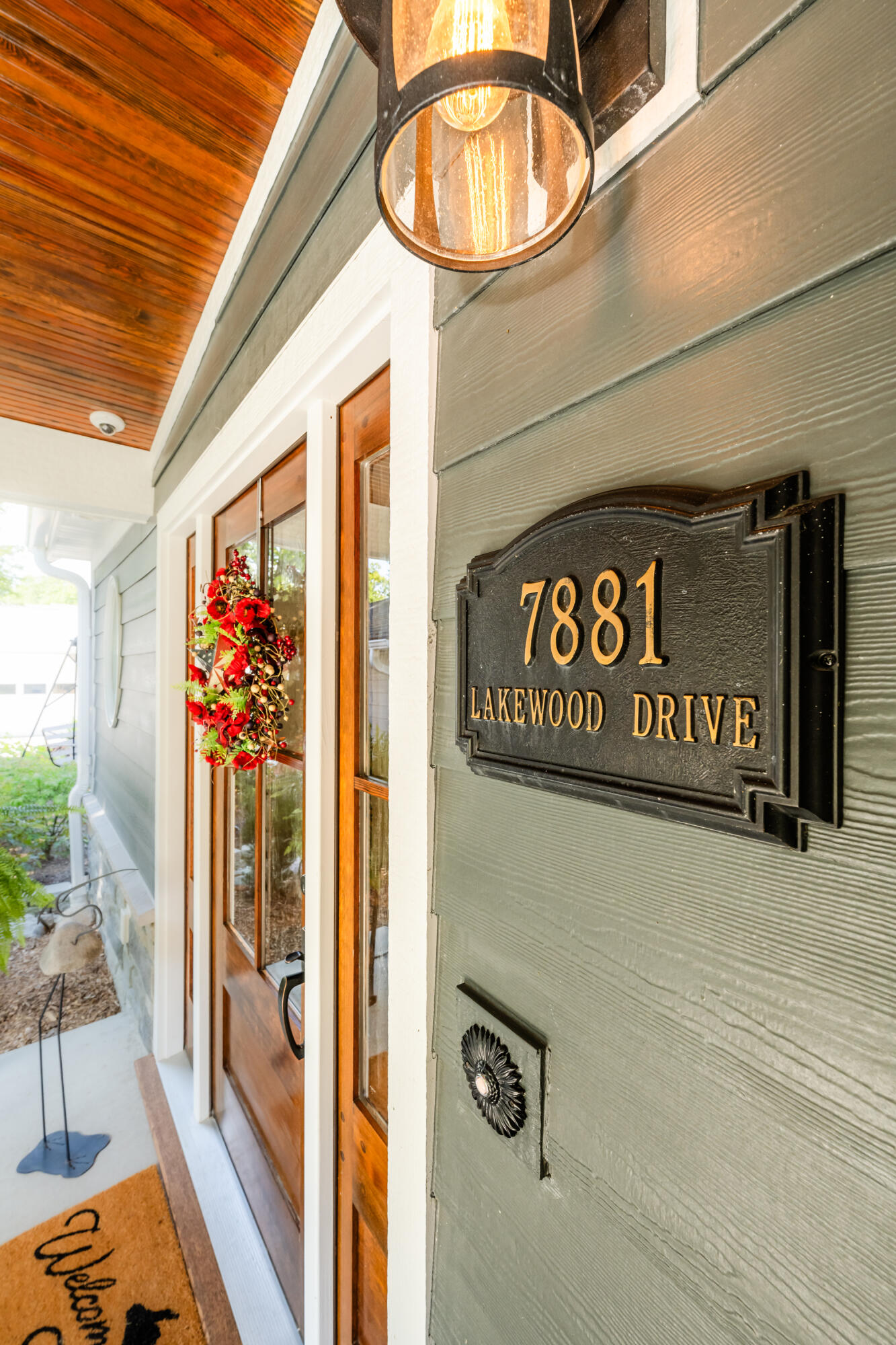 7881 Lakewood Drive