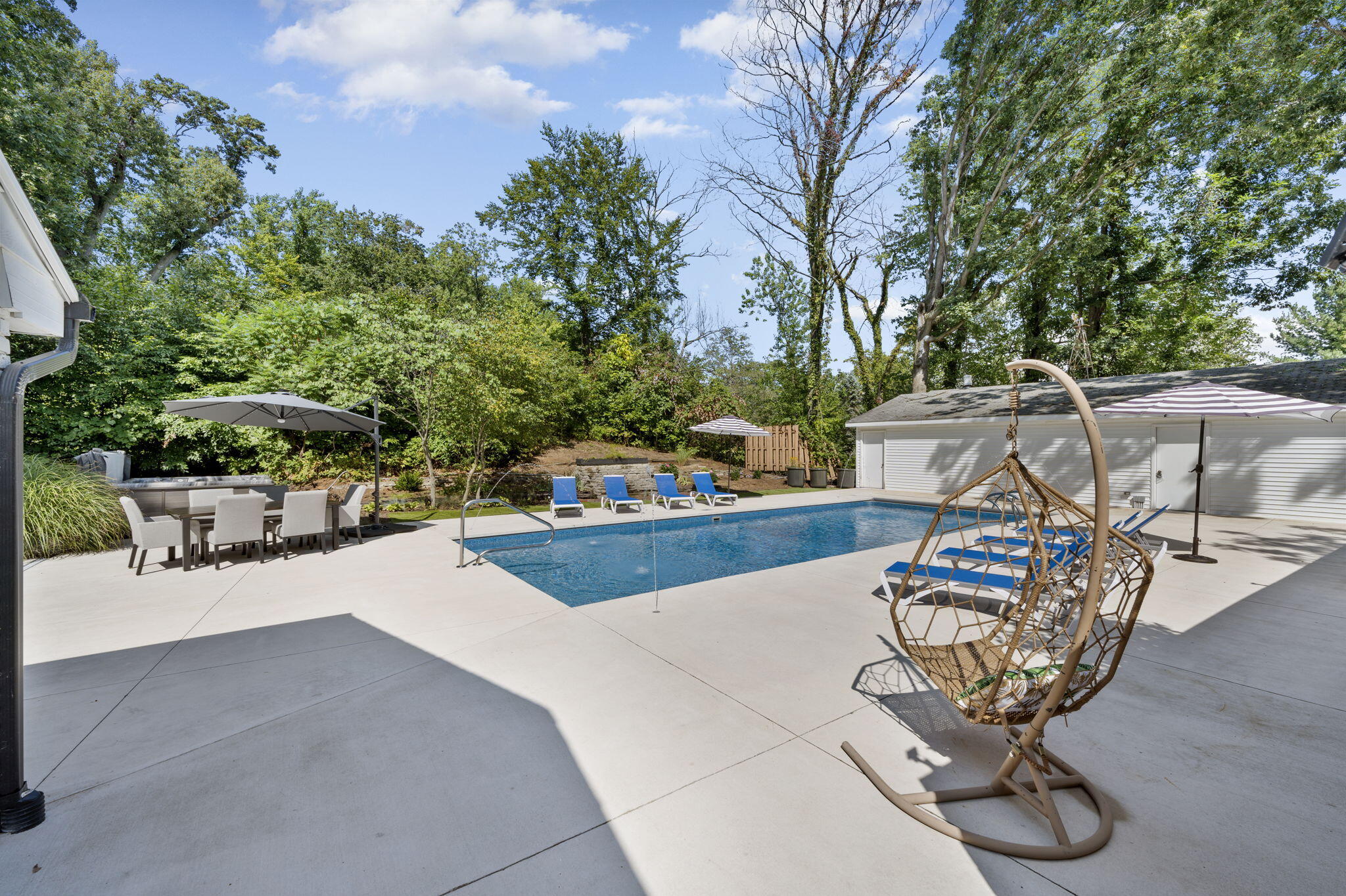 4173 Maplewood Road