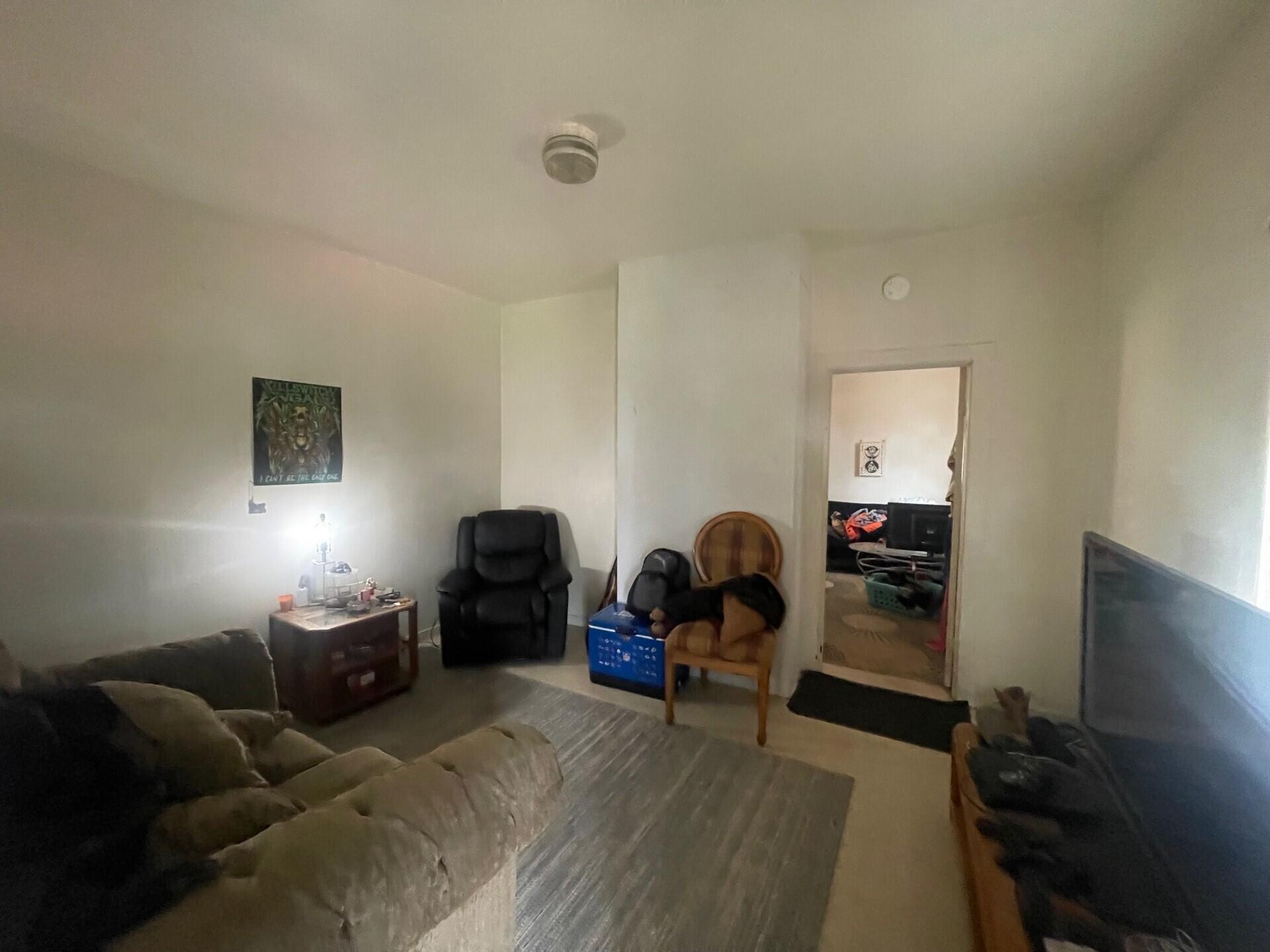 5 N Eagle Street
