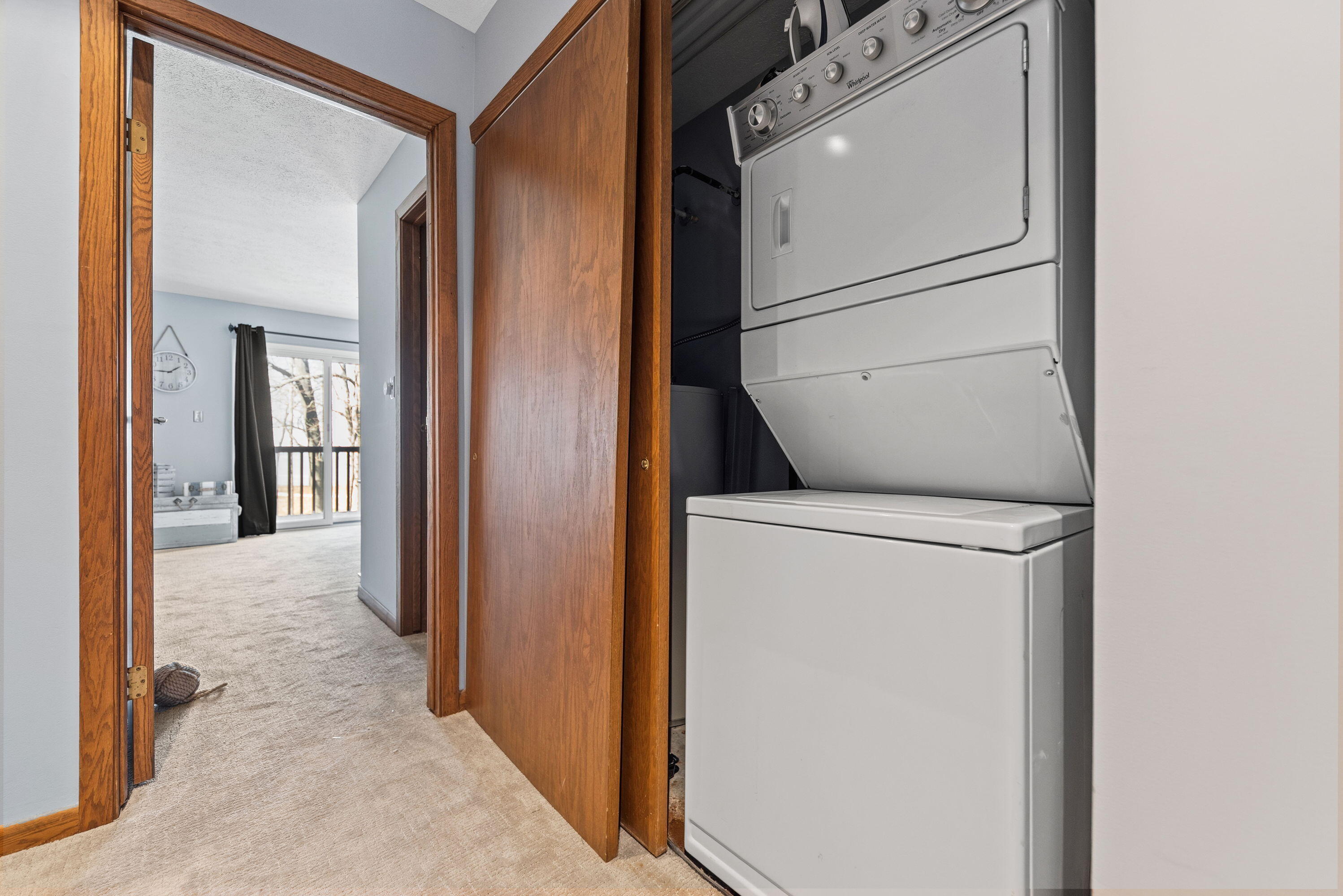 1501 W Water Street 8