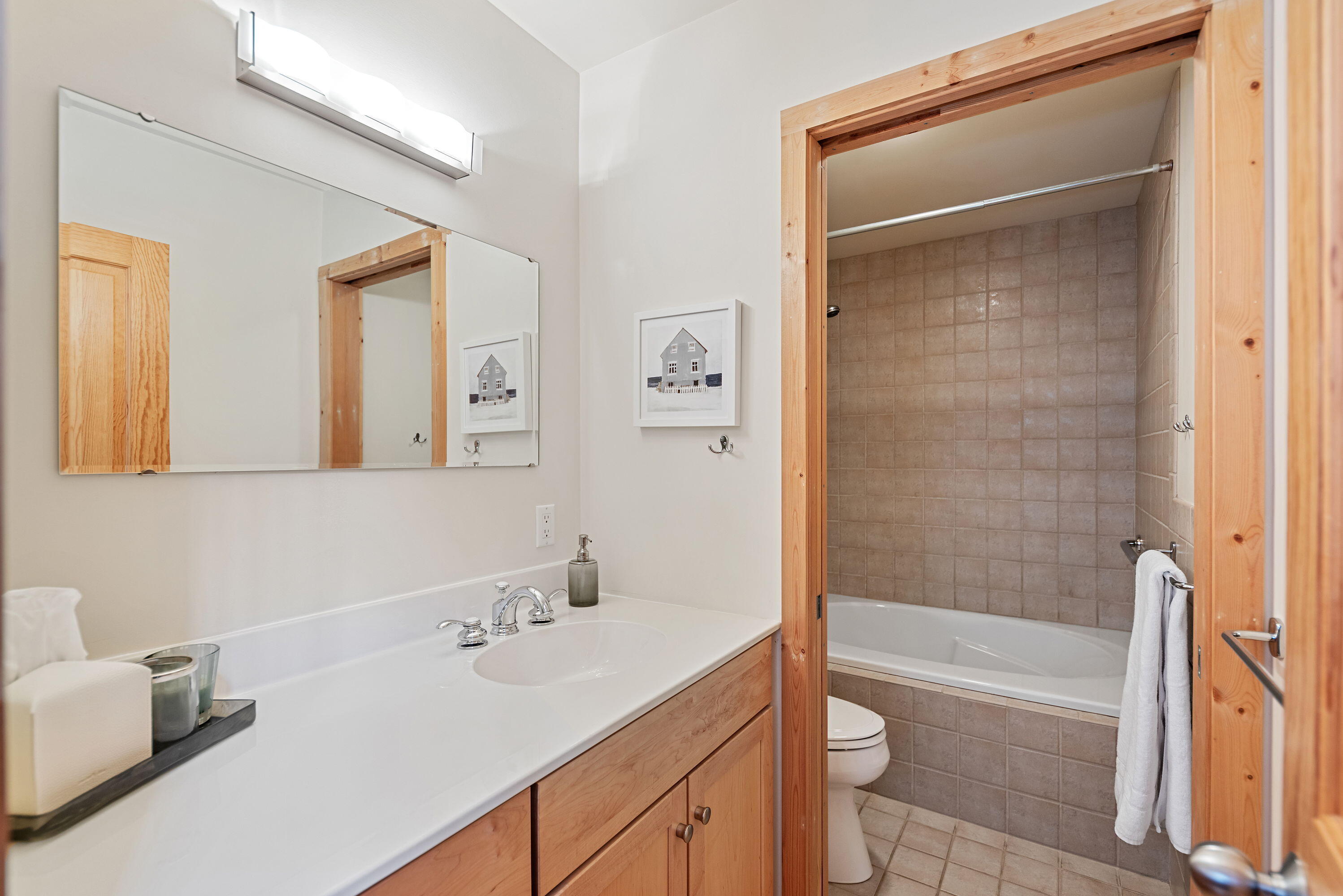 13670 Cottonwood Lane