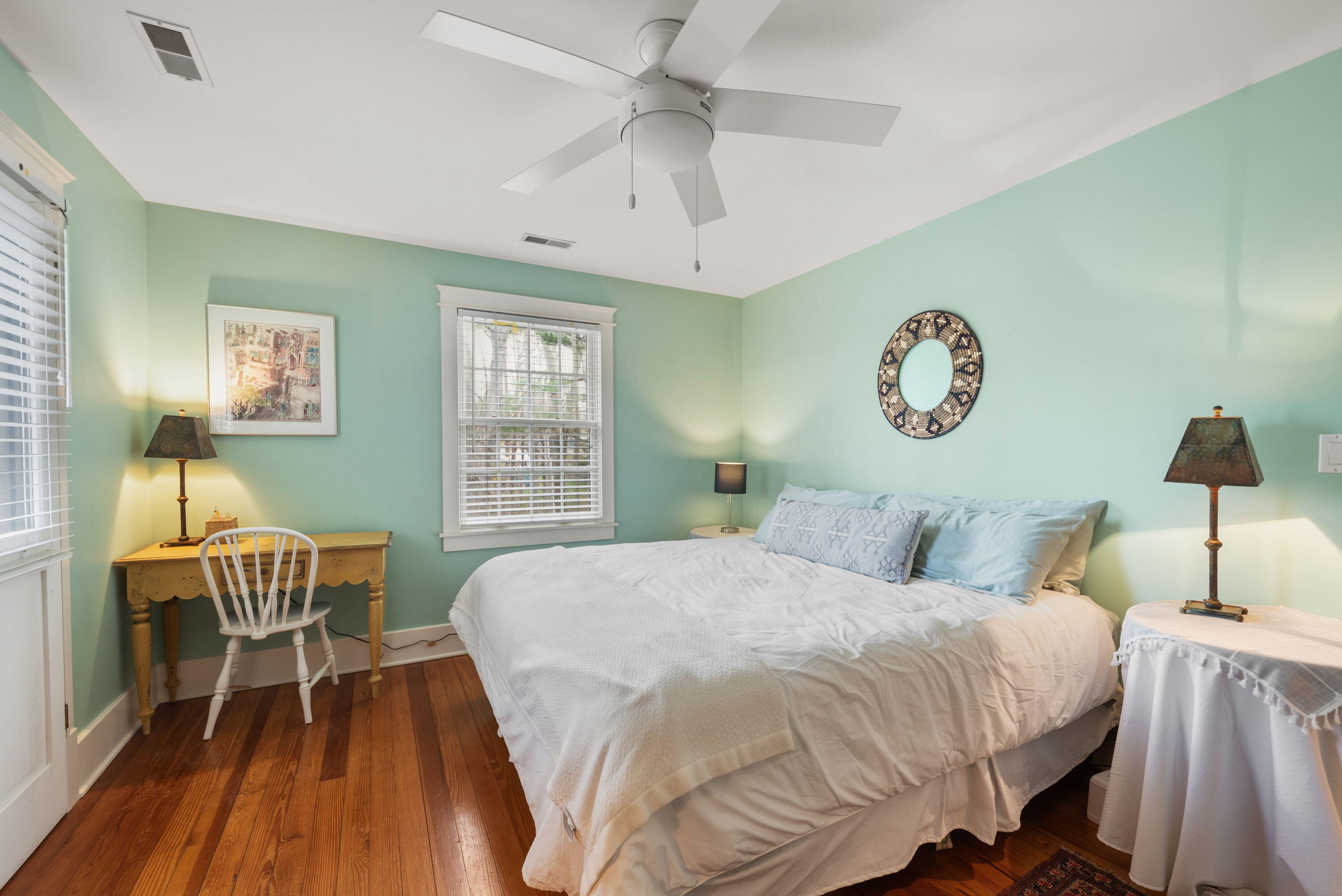 14895 Lakeshore Road