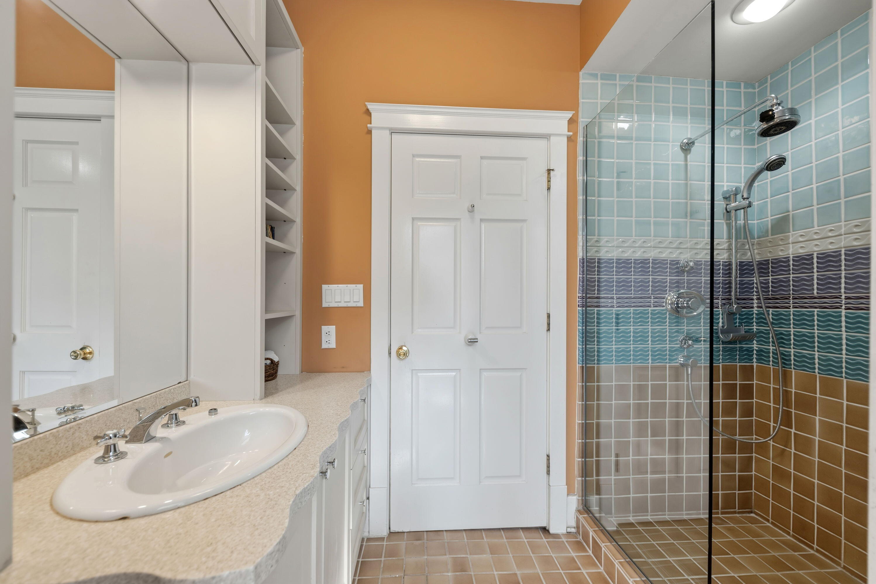 14895 Lakeshore Road