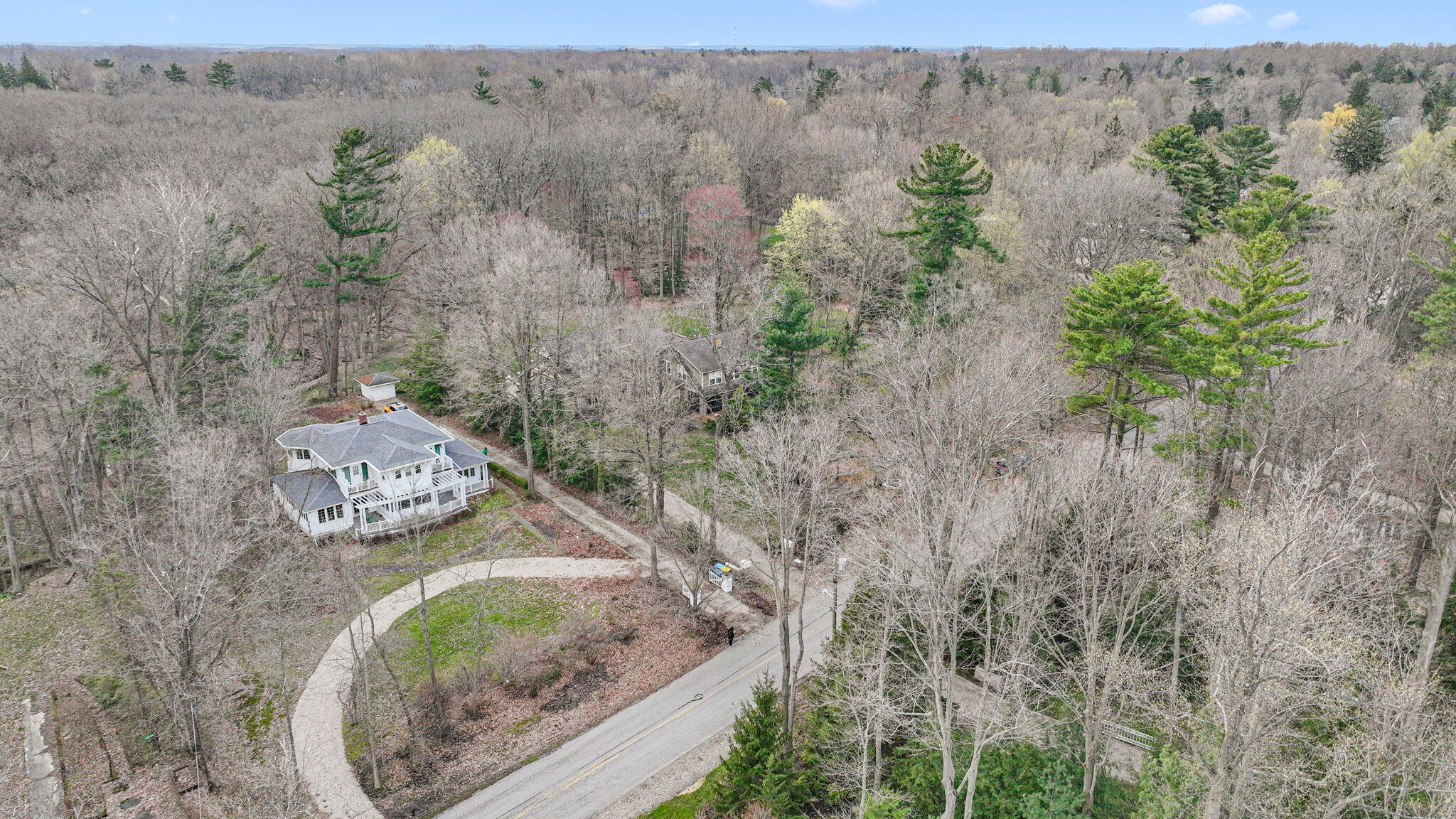 14895 Lakeshore Road