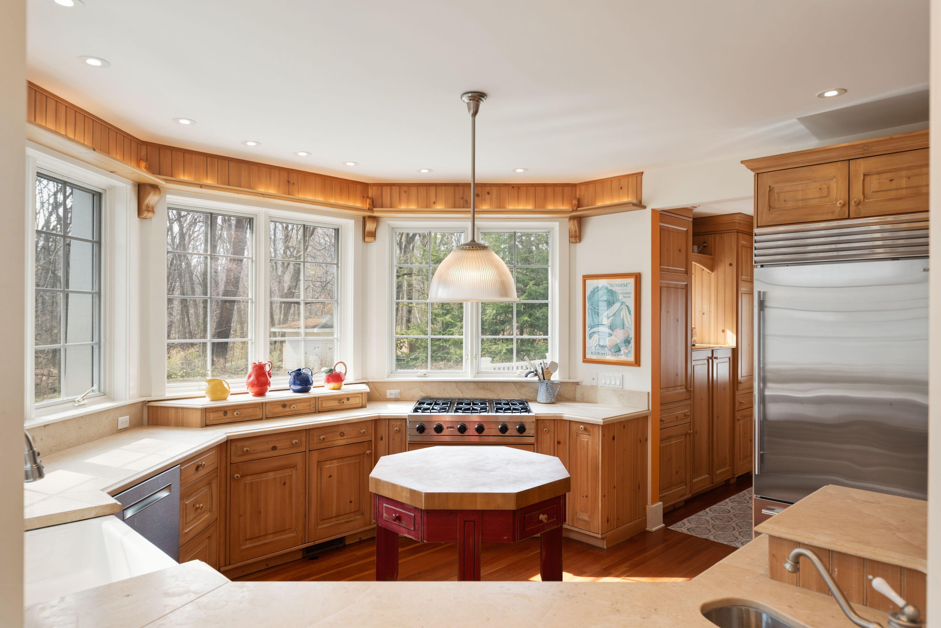 14895 Lakeshore Road