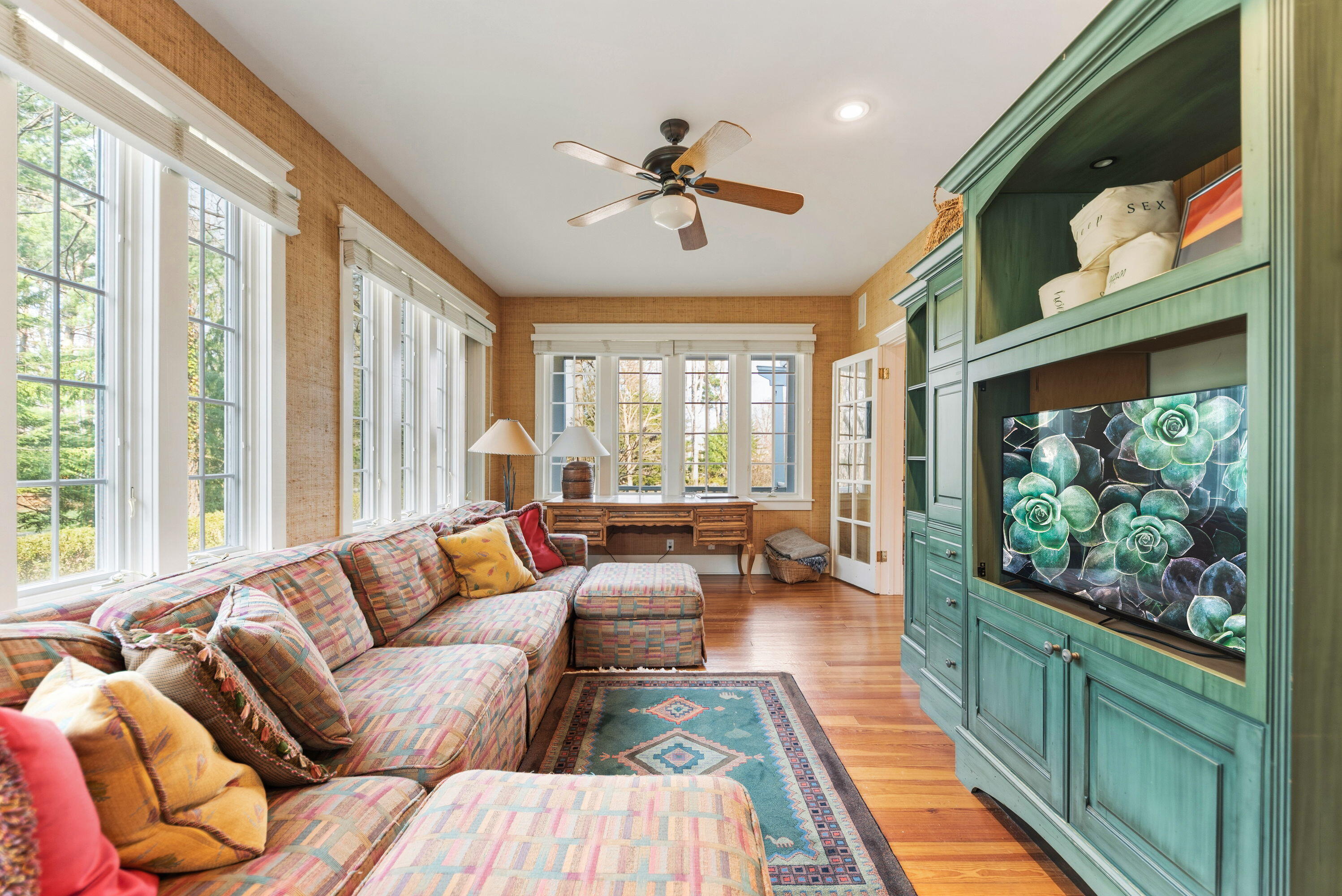 14895 Lakeshore Road