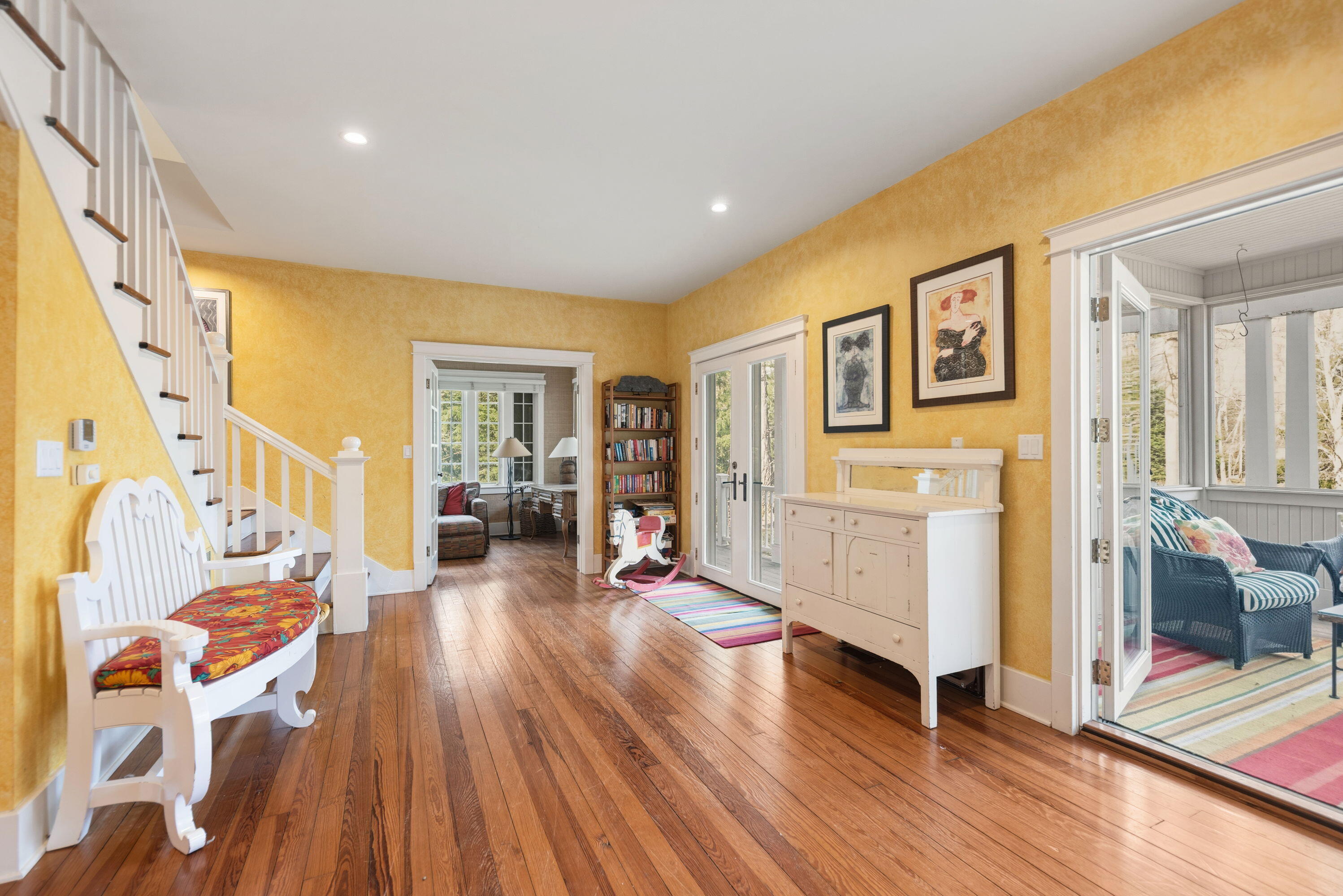 14895 Lakeshore Road