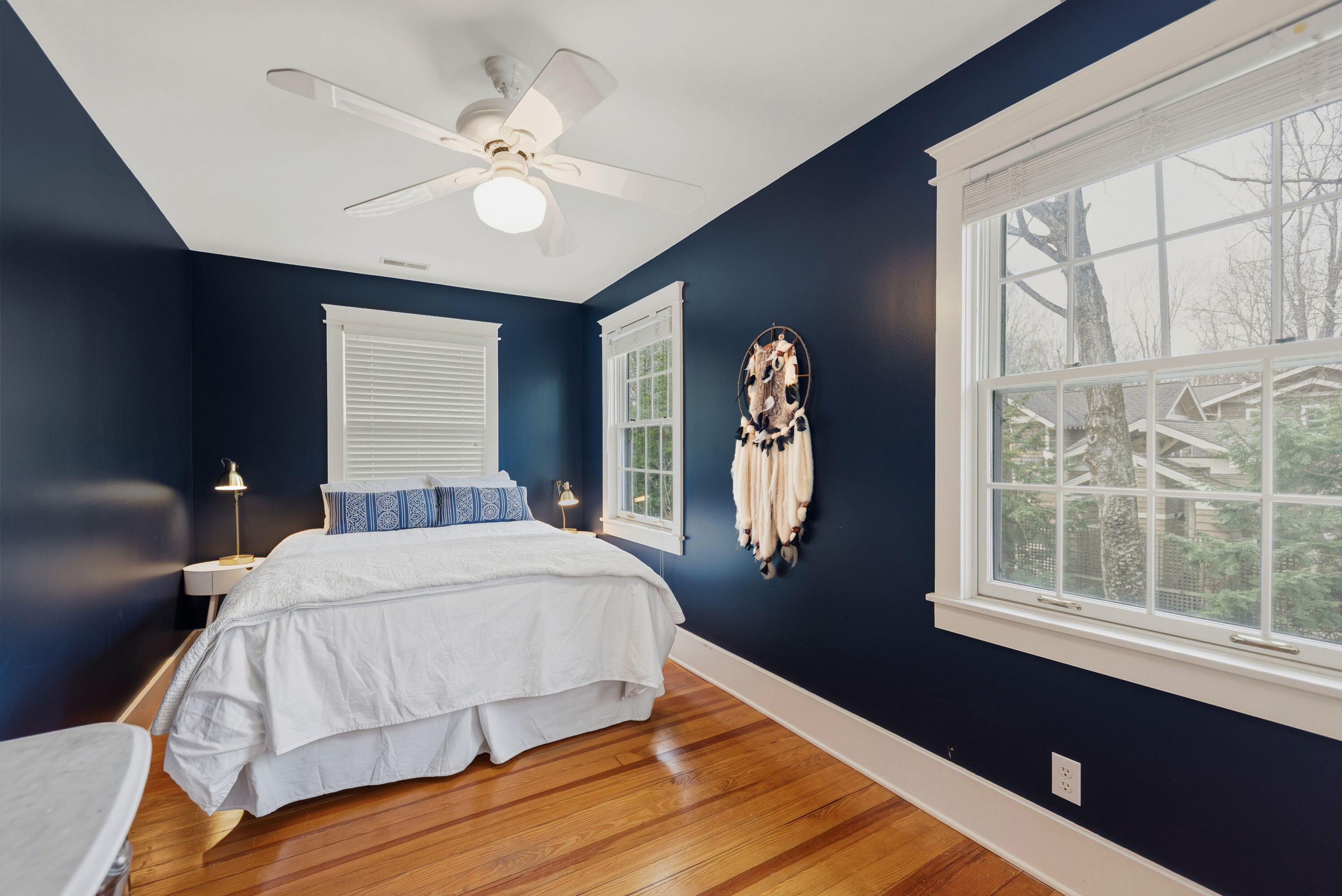 14895 Lakeshore Road