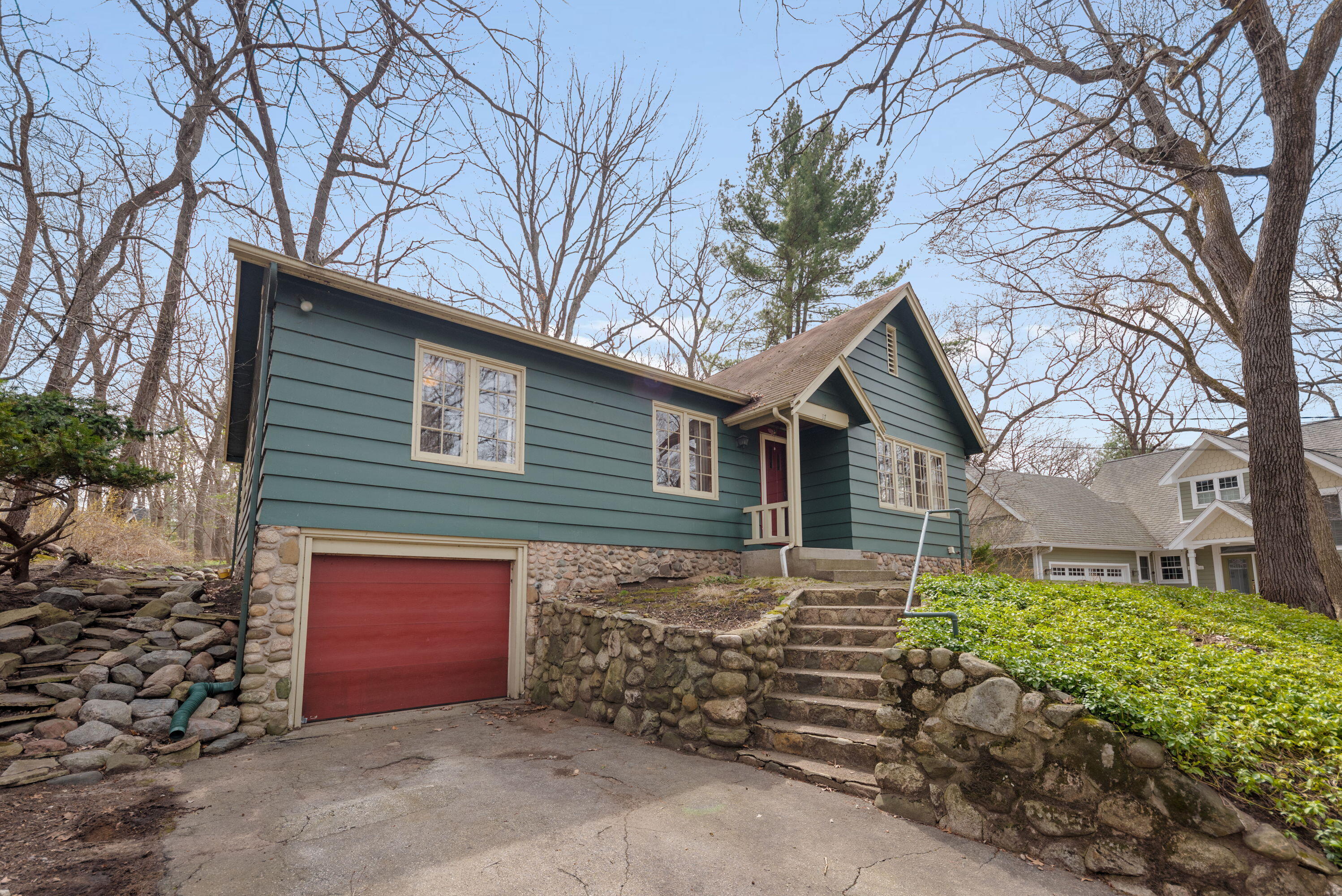 17 Angle Road, LaPorte