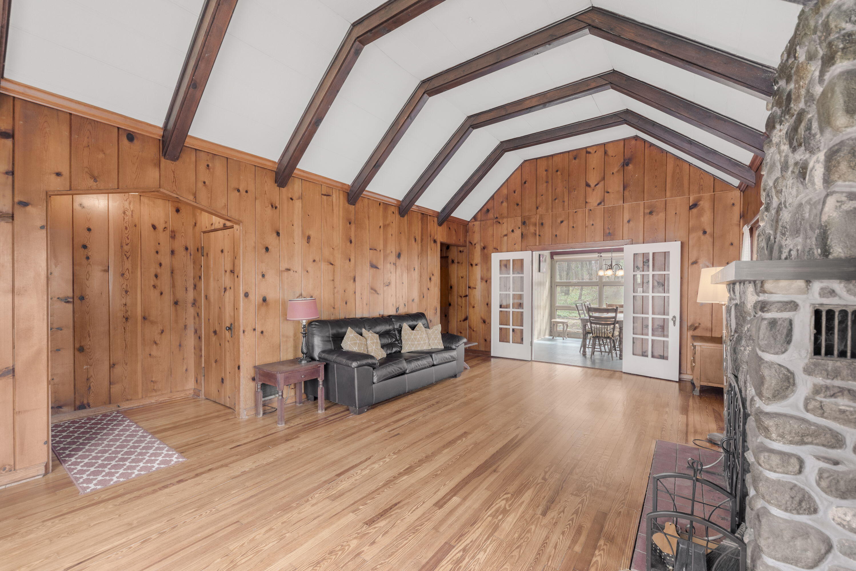 17 Angle Road, LaPorte