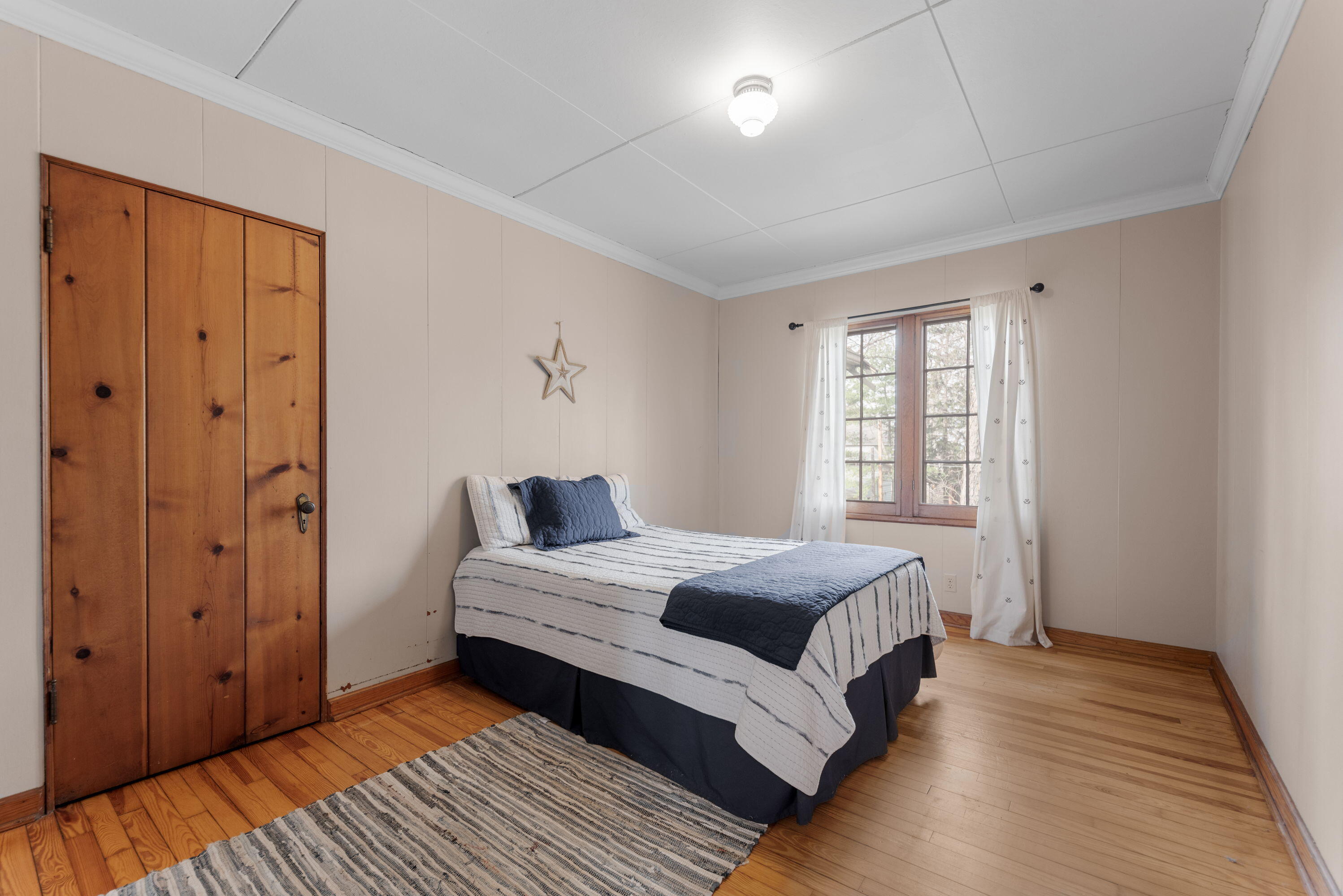 17 Angle Road, LaPorte