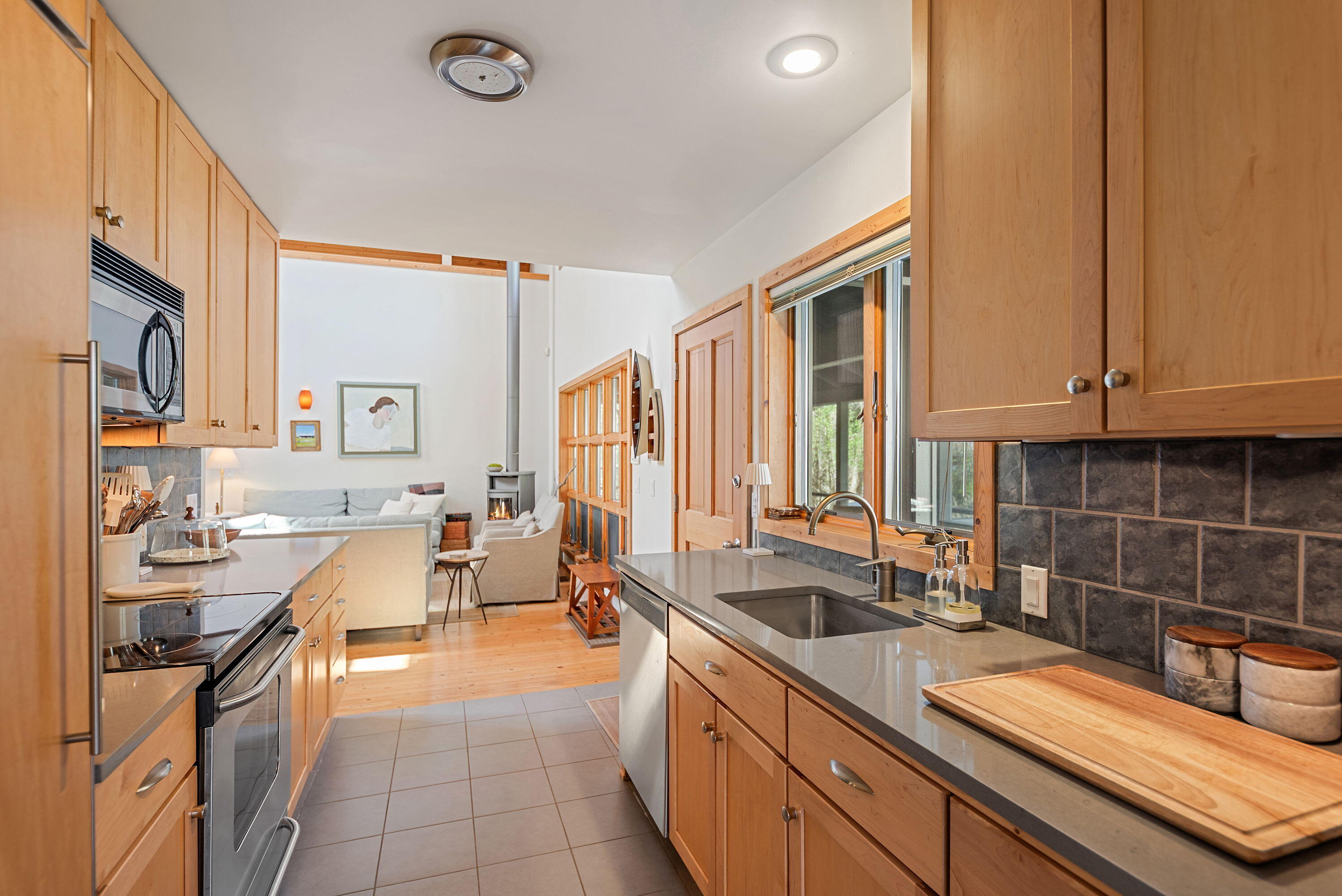 13670 Cottonwood Lane