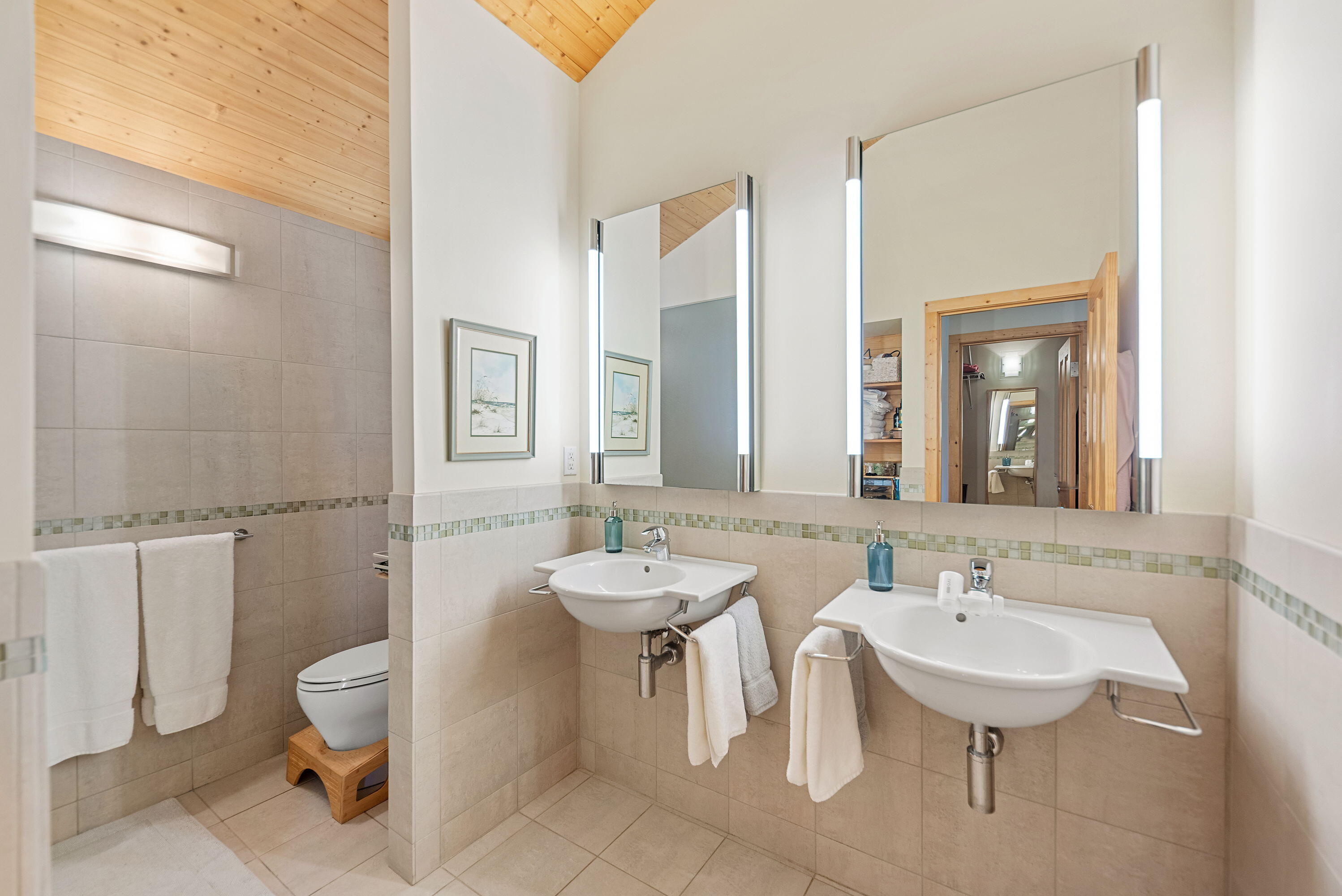 13670 Cottonwood Lane