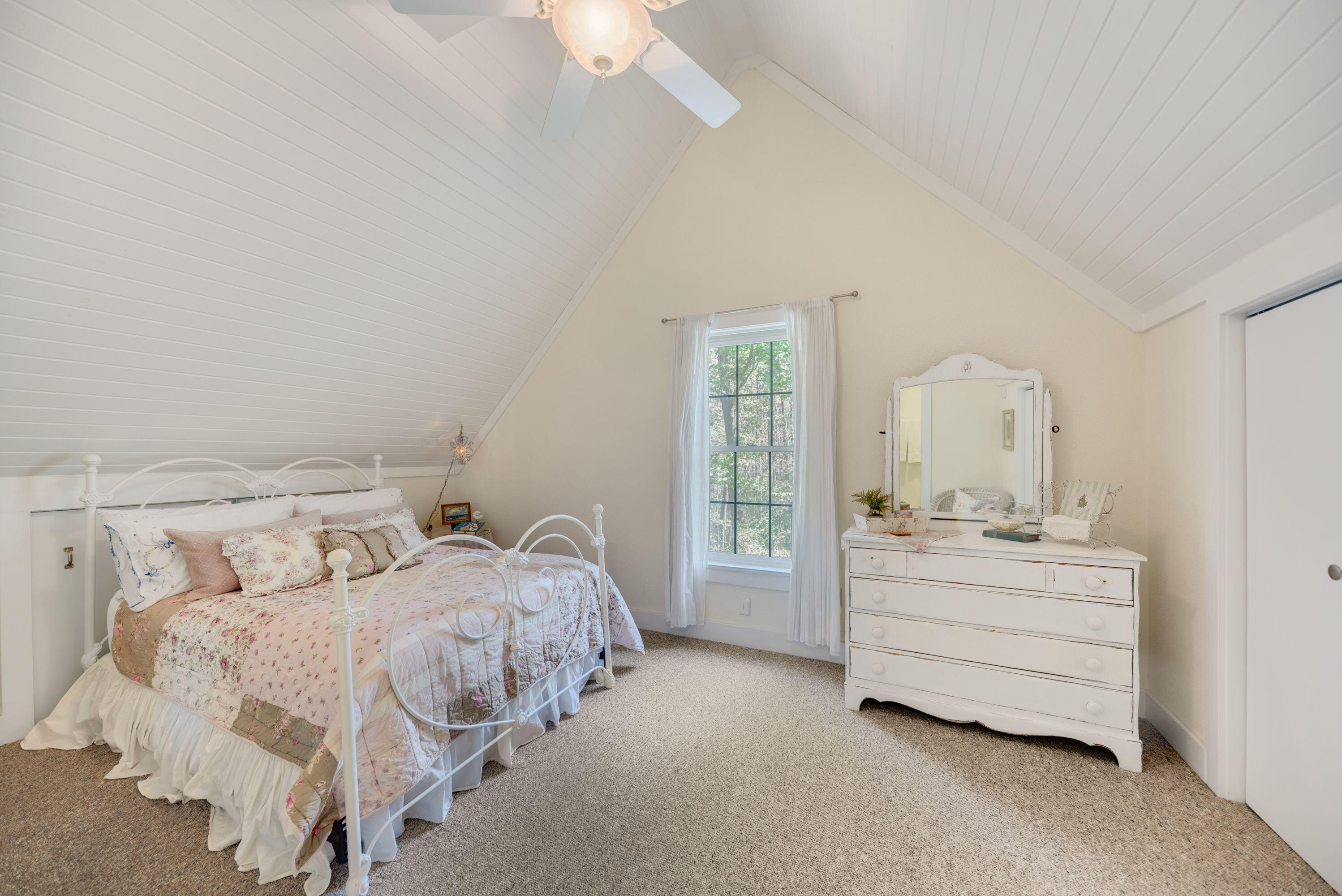 28 Walden Way