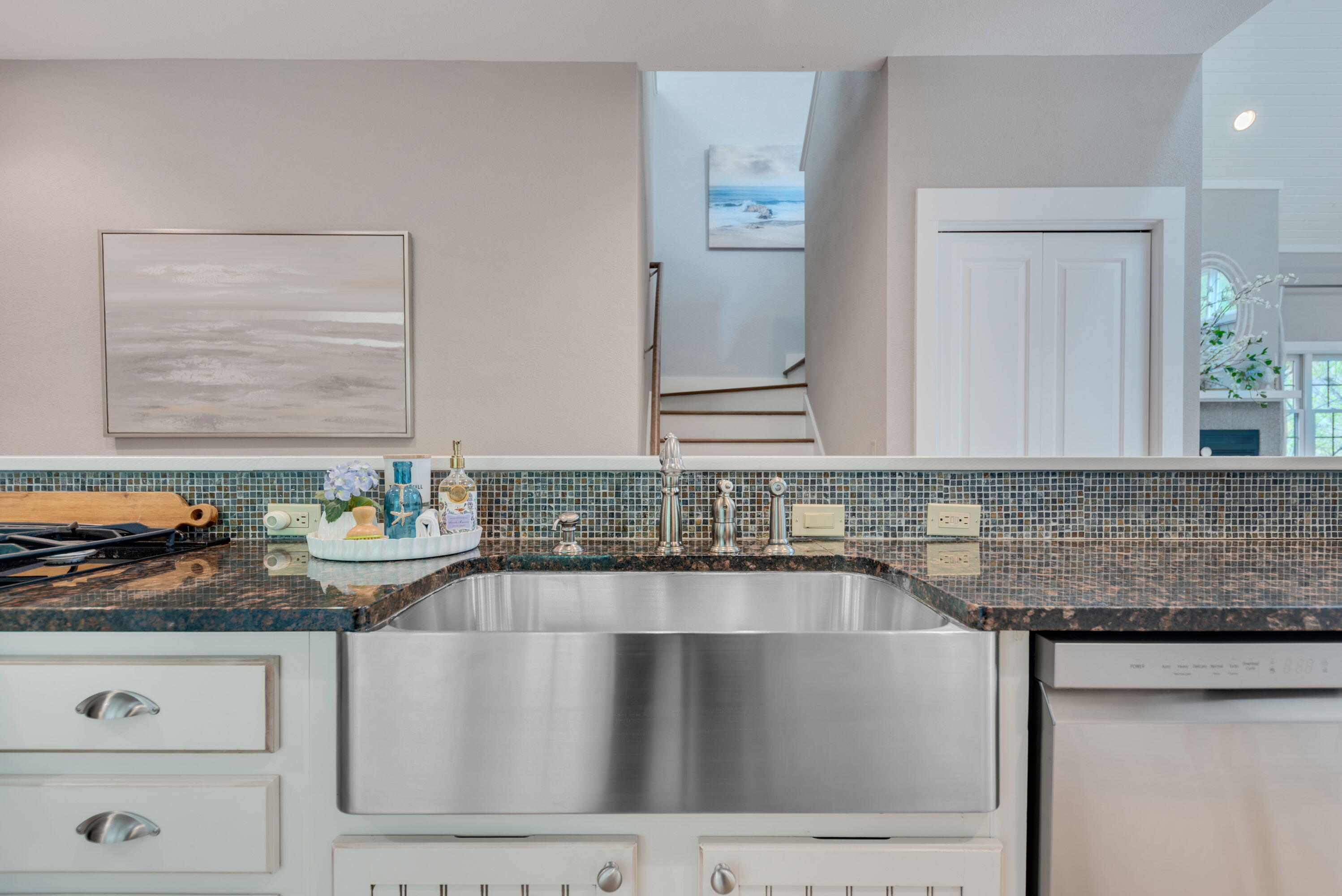 28 Walden Way