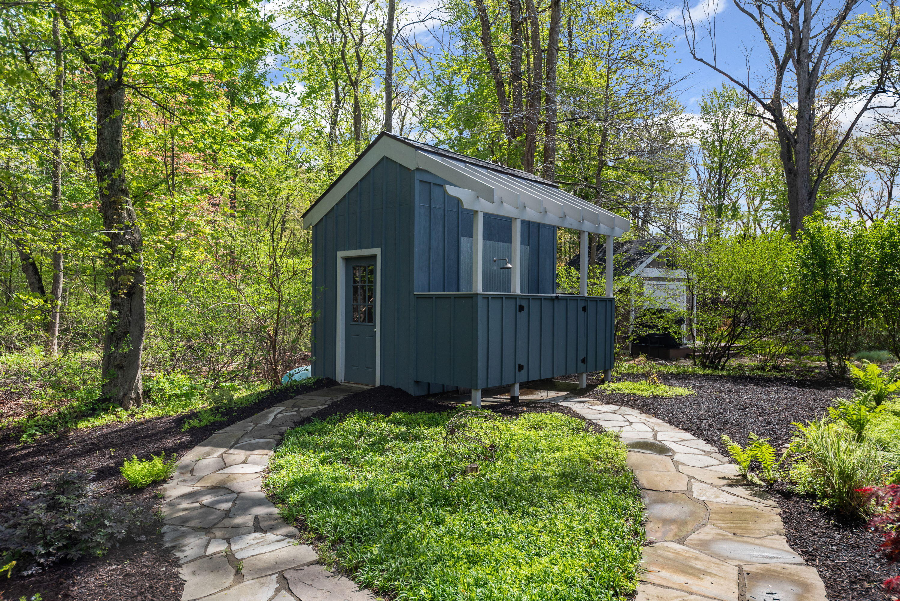 28 Walden Way