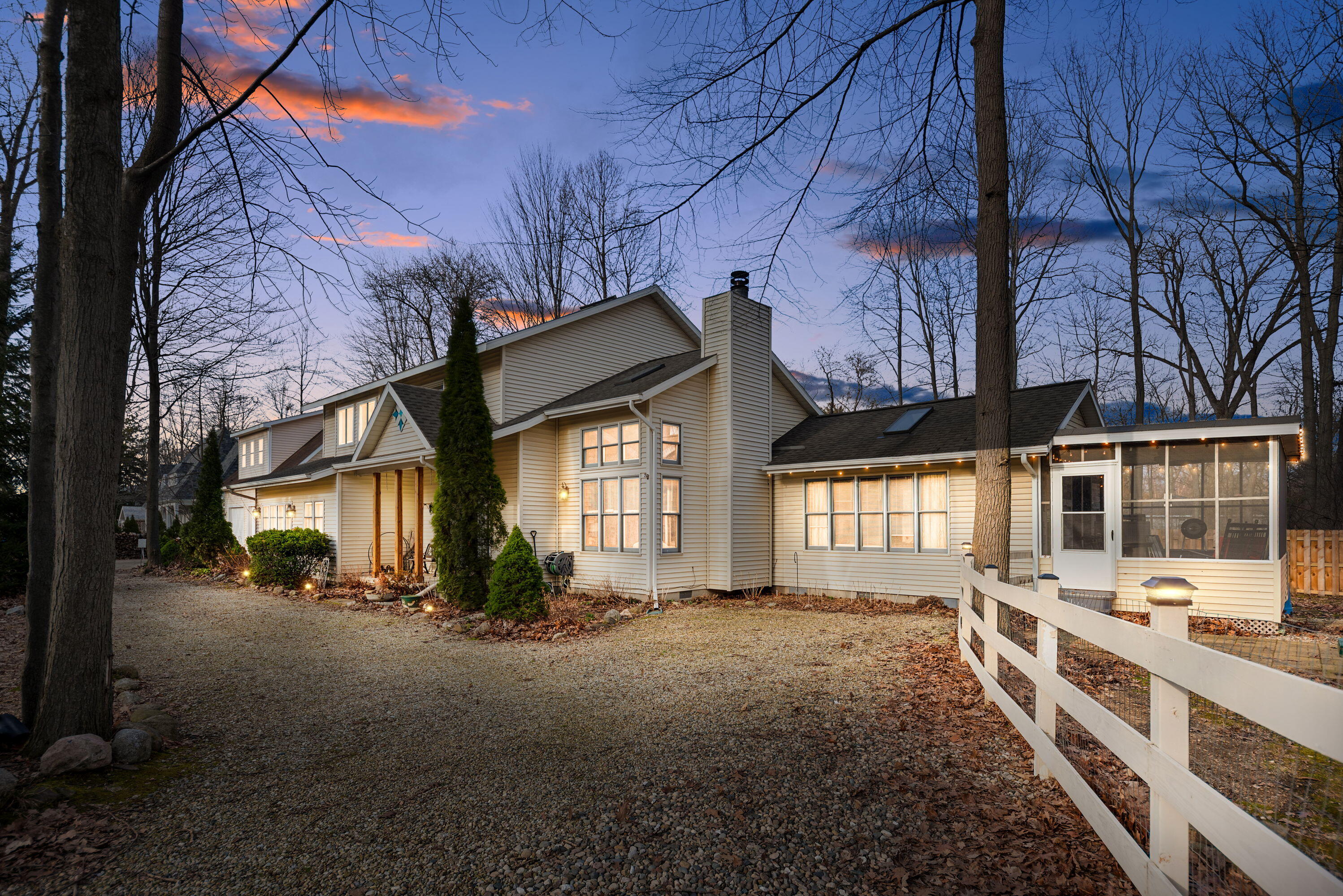 9177 Shady Lane