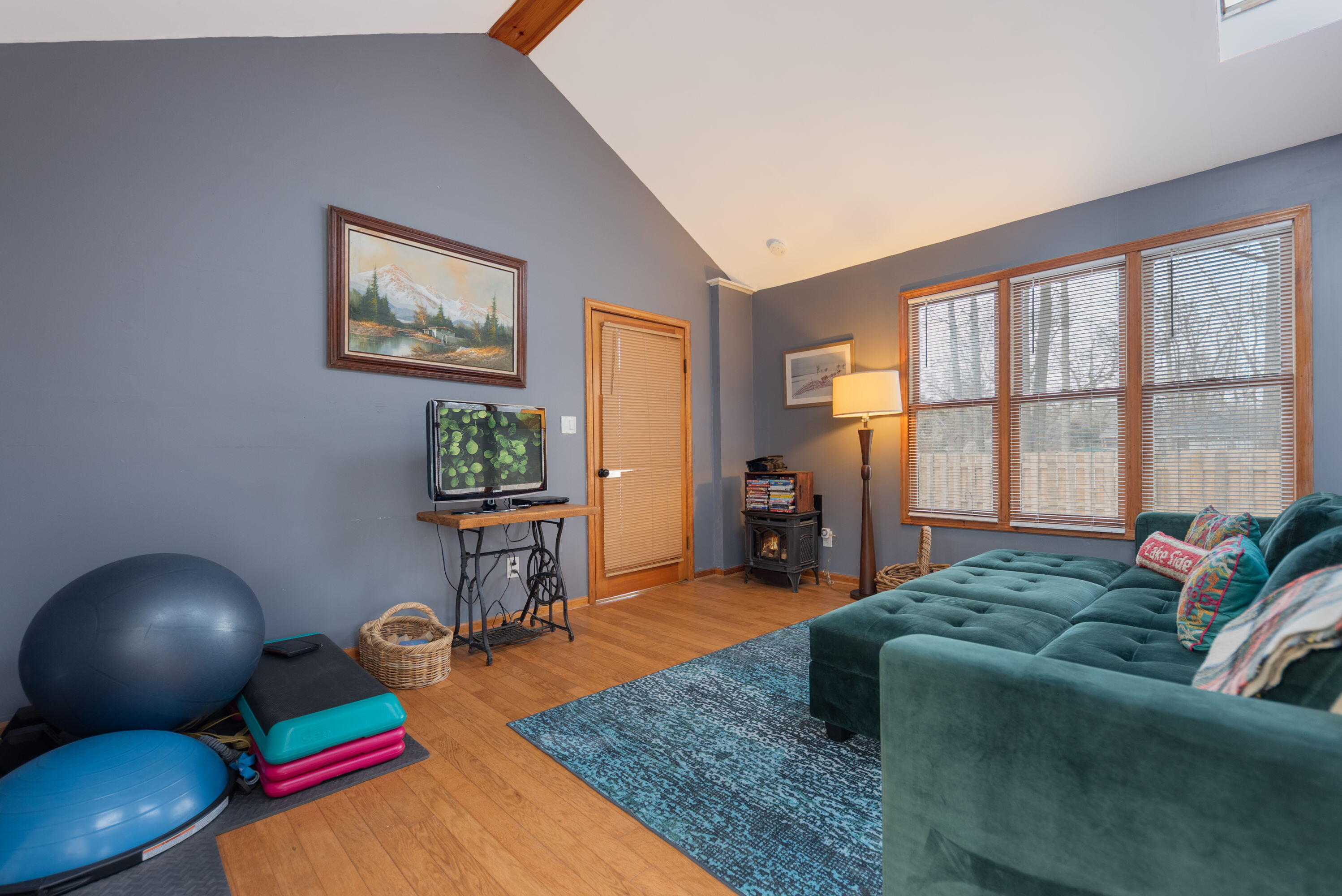 9177 Shady Lane