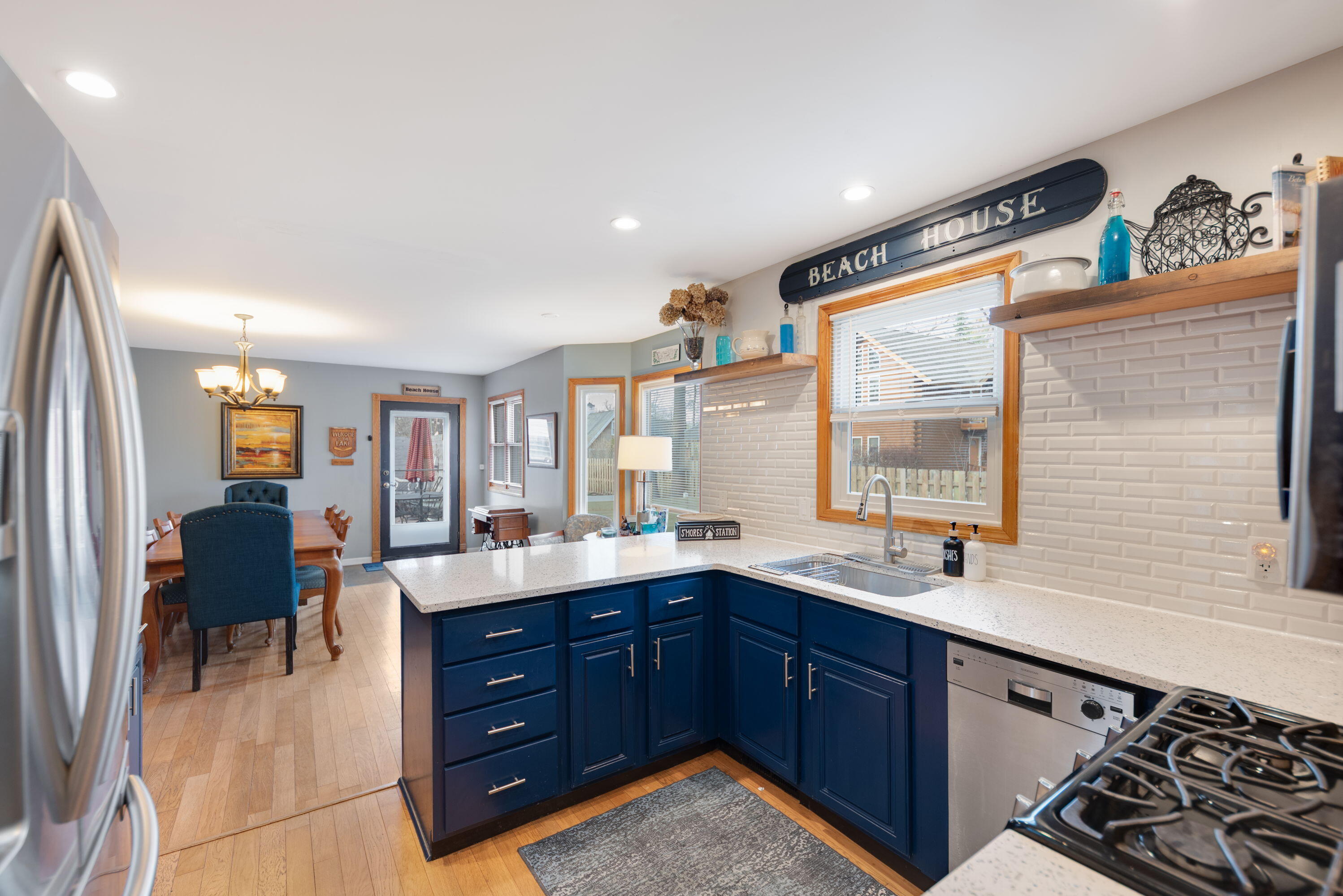 9177 Shady Lane