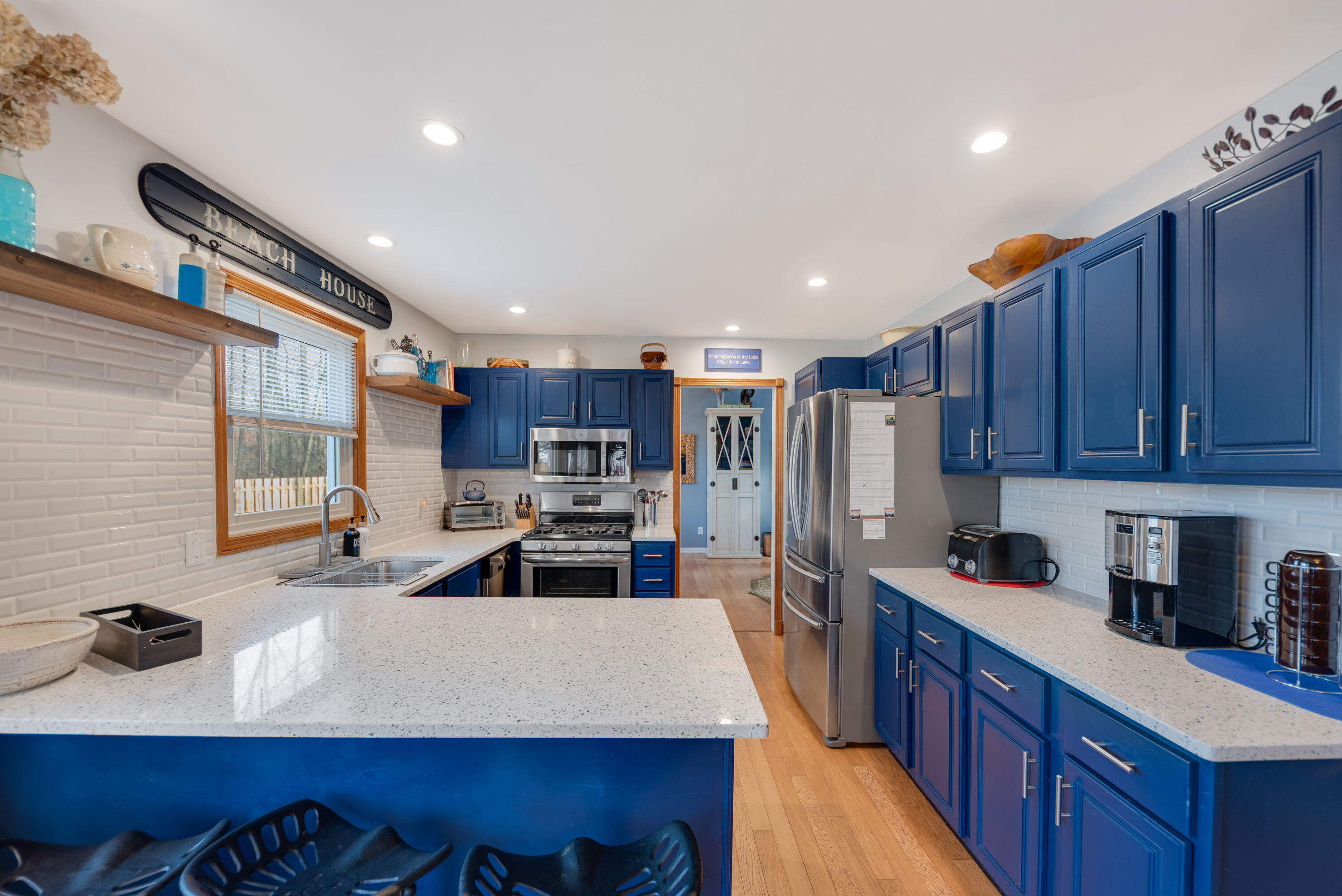 9177 Shady Lane