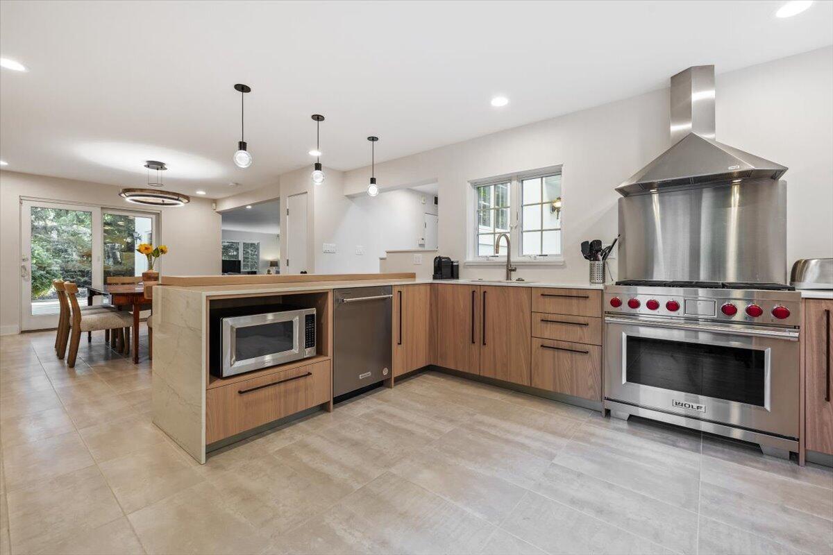 14847 Lakeshore Road