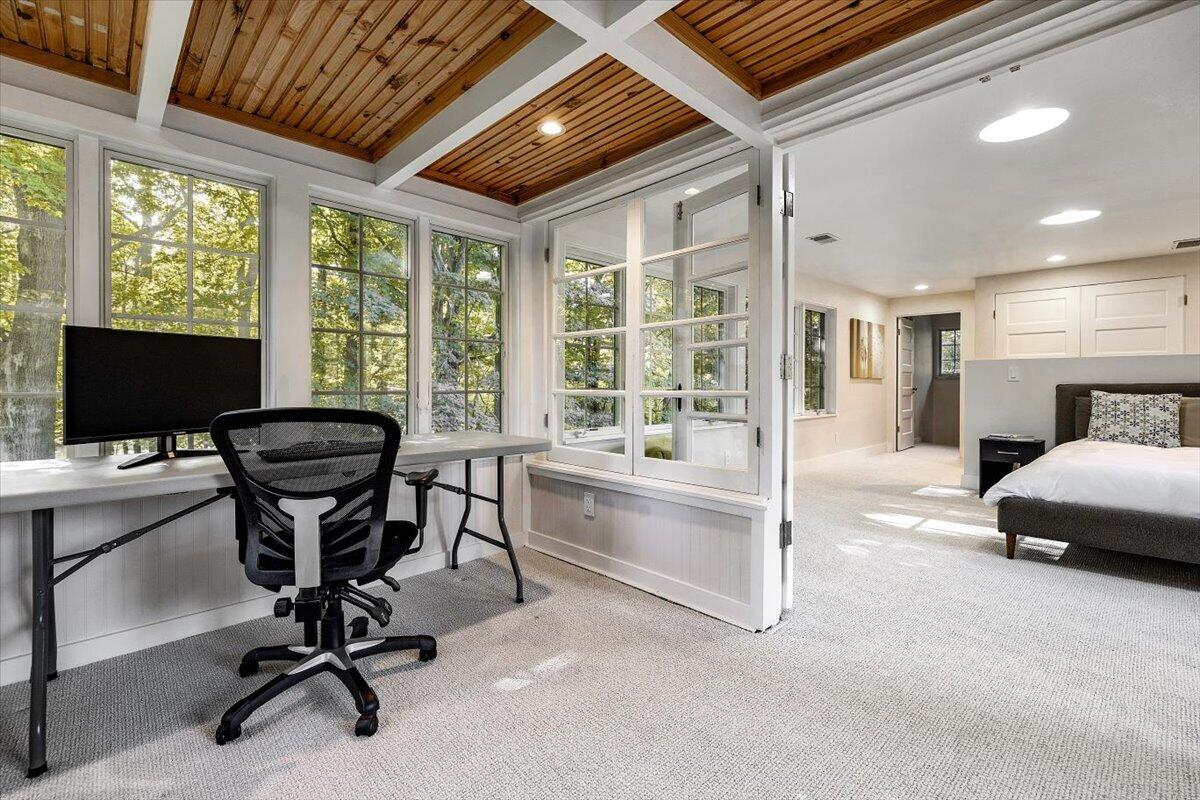 14847 Lakeshore Road