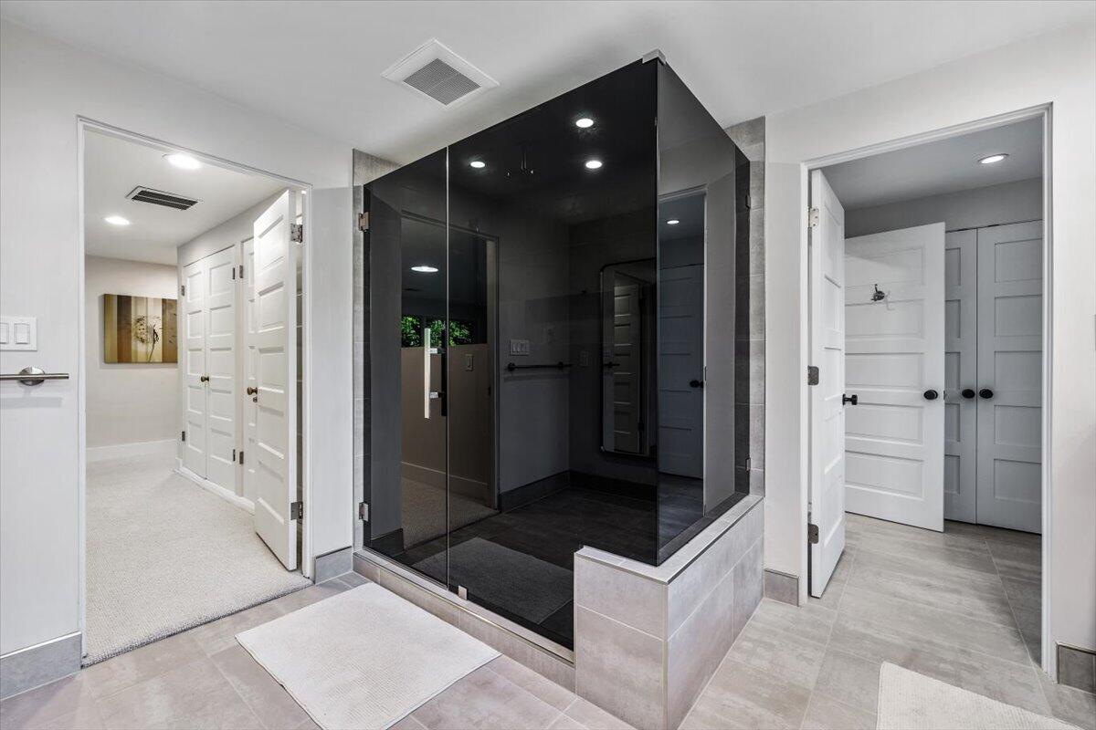 14847 Lakeshore Road