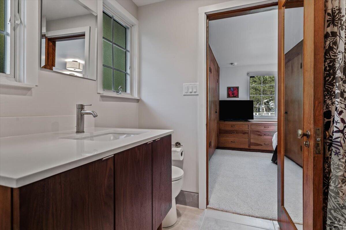 14847 Lakeshore Road