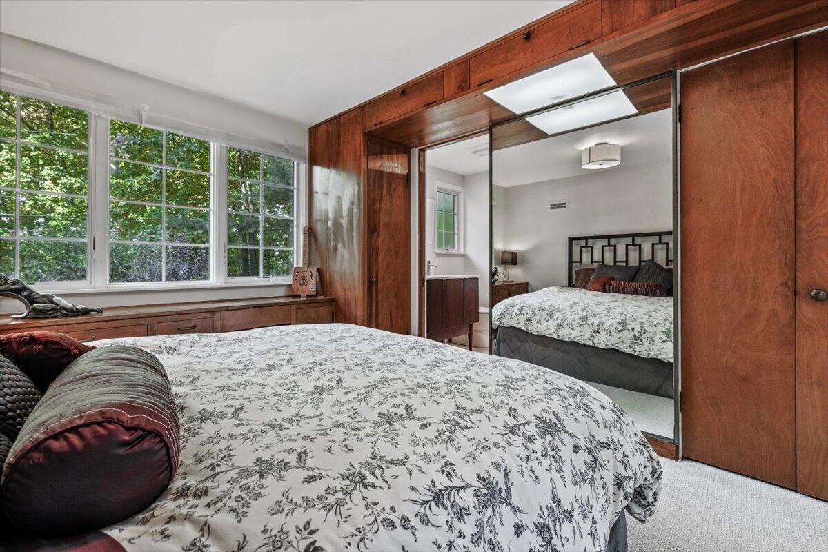 14847 Lakeshore Road