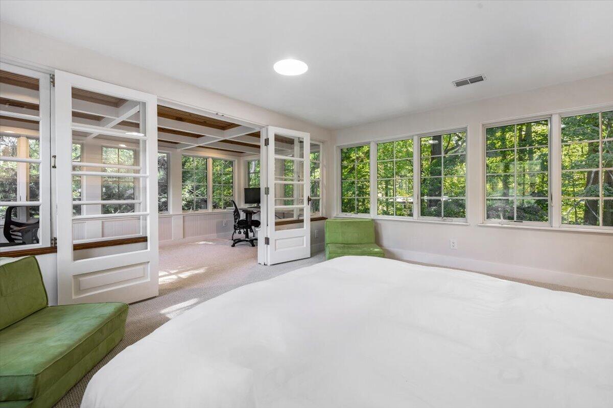 14847 Lakeshore Road
