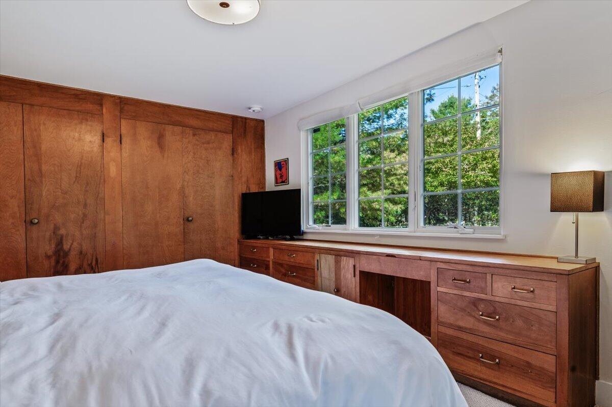 14847 Lakeshore Road