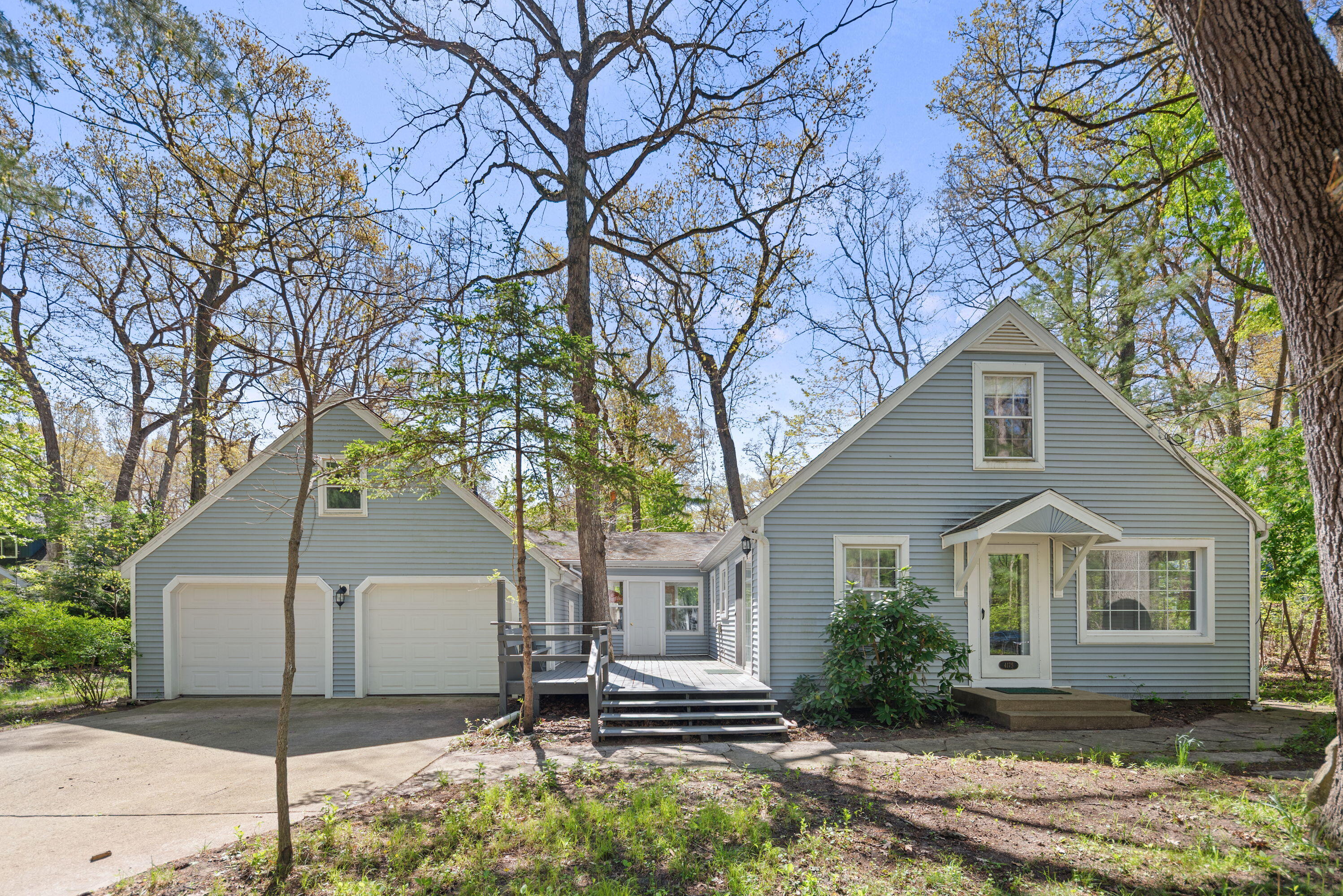 4175 Creek Drive