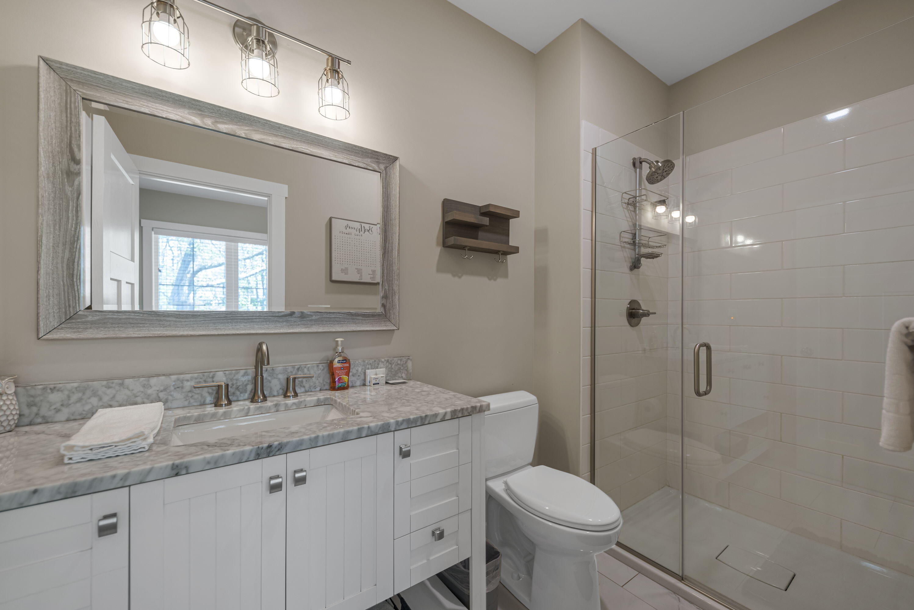 5542 Hidden Pond Lane