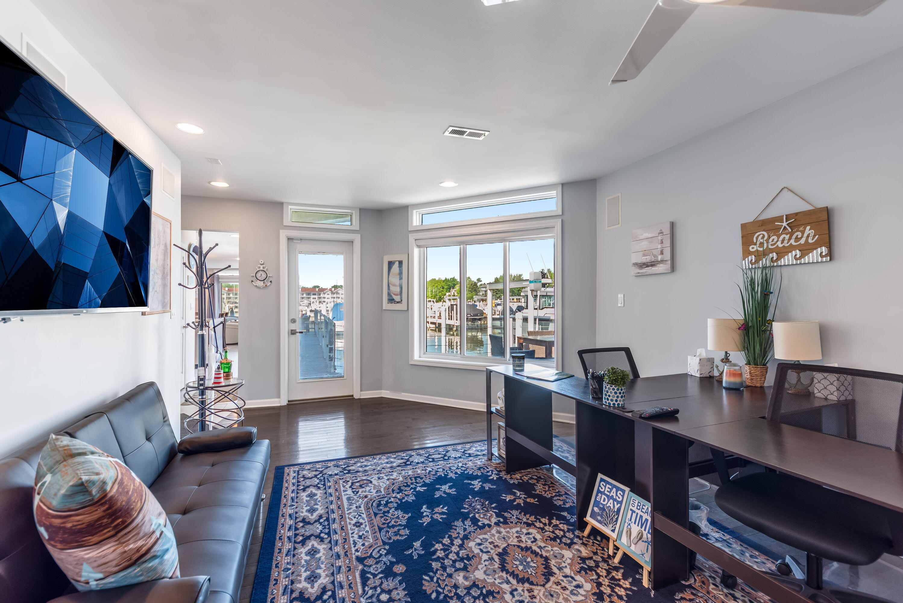 24 Harbor Isle Drive