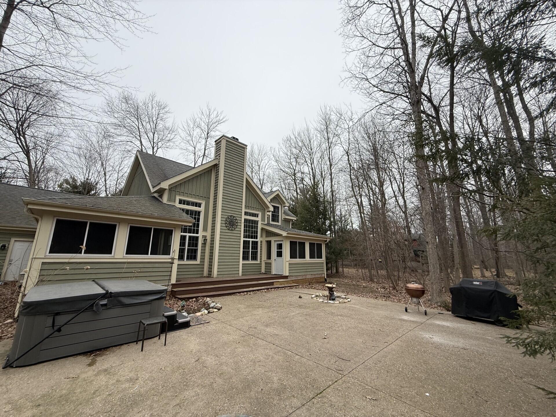13217 Three Oaks Road