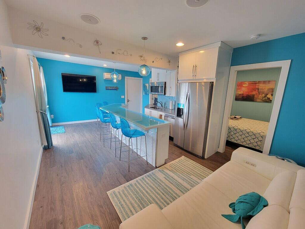 19 Lighthouse Point
