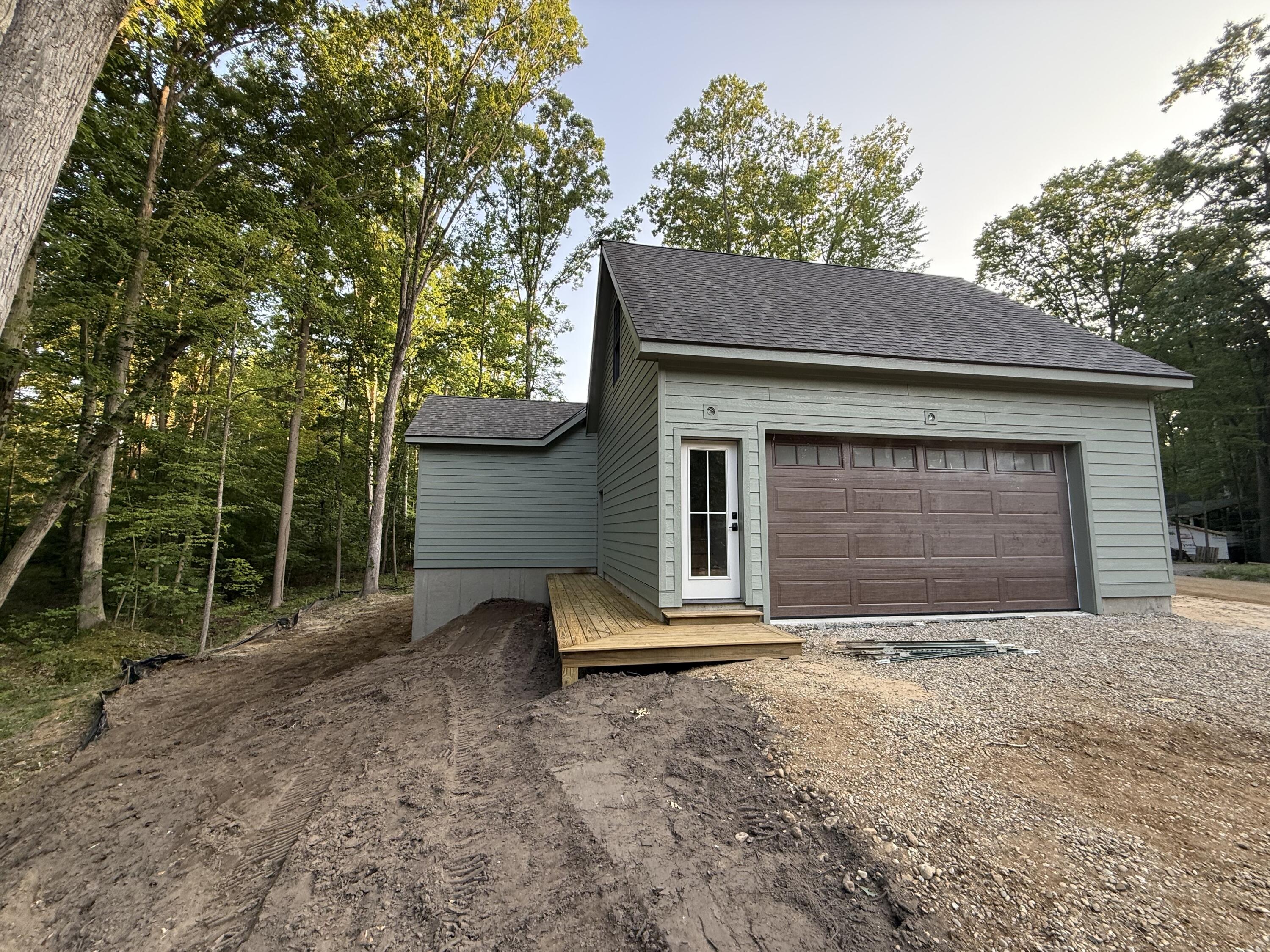 9132 National Parkway