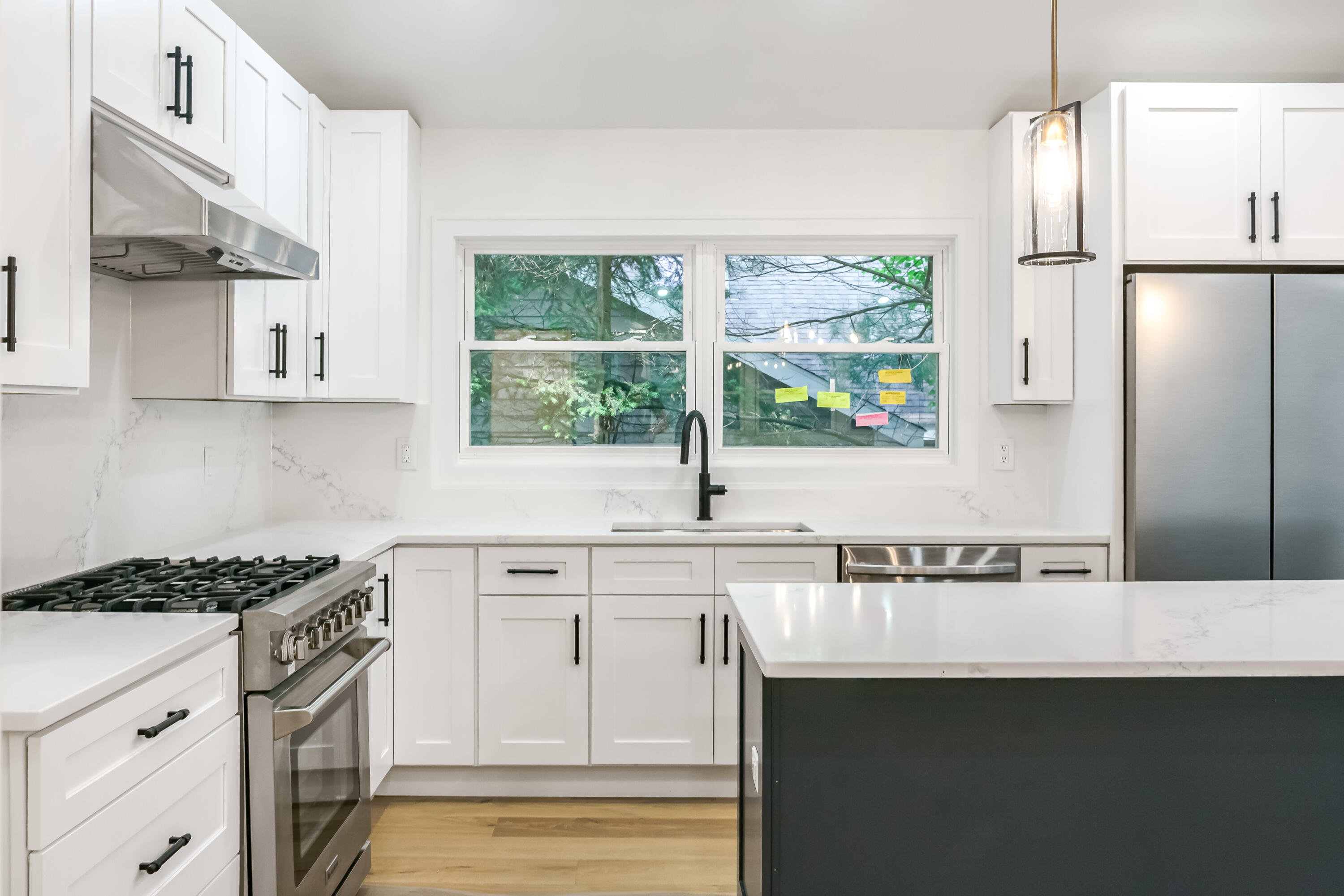 4046 Hillside Trail