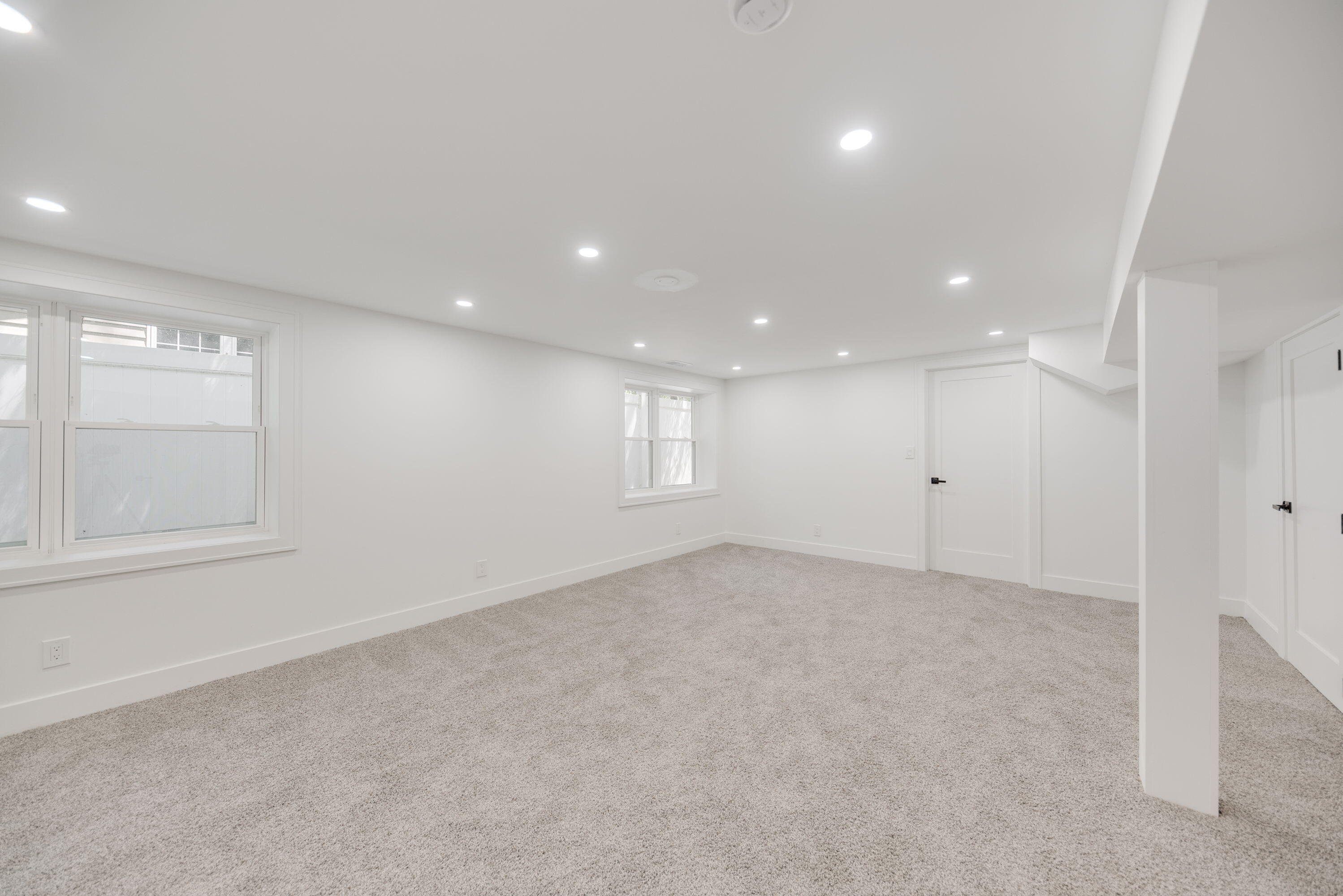 4046 Hillside Trail