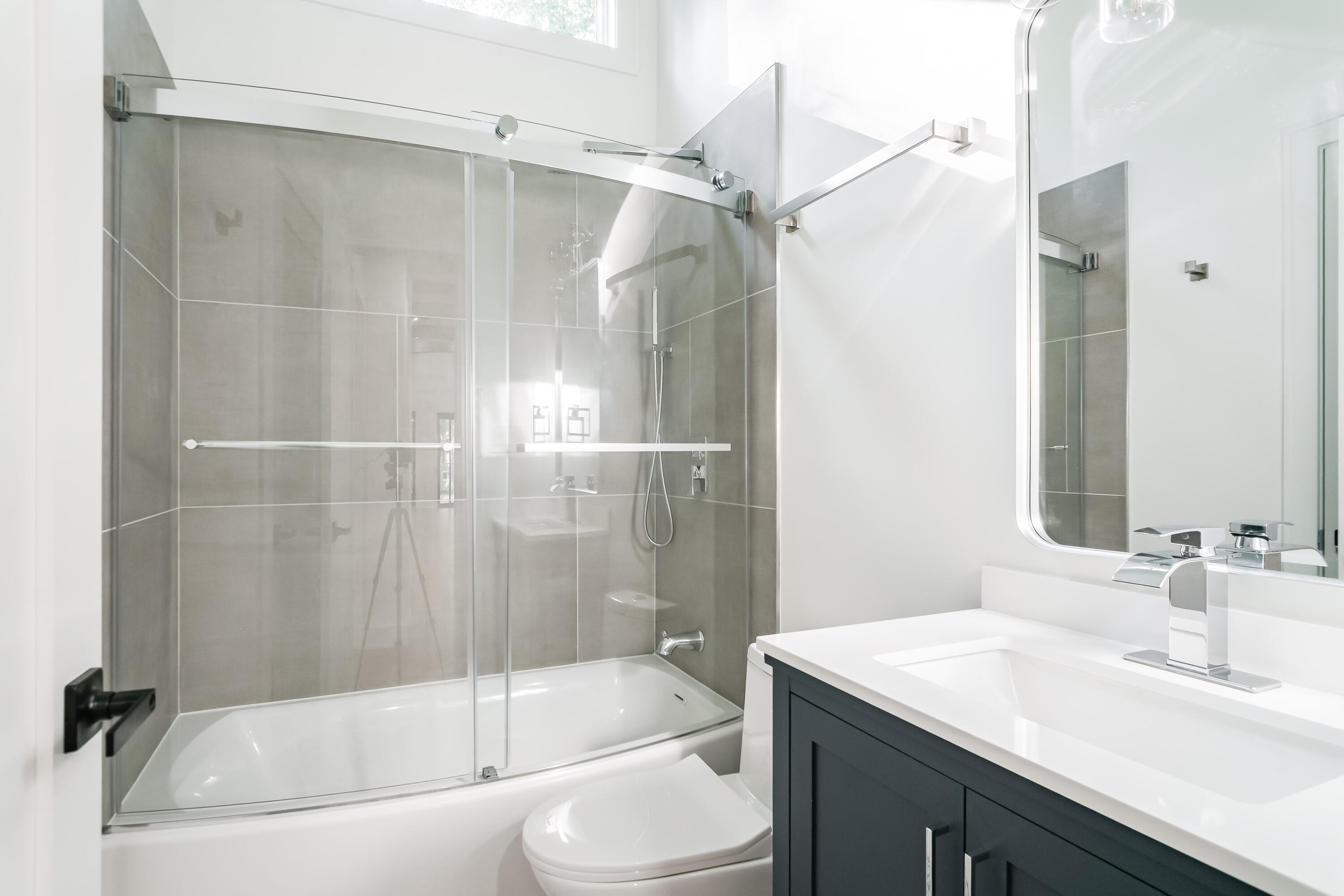 4046 Hillside Trail