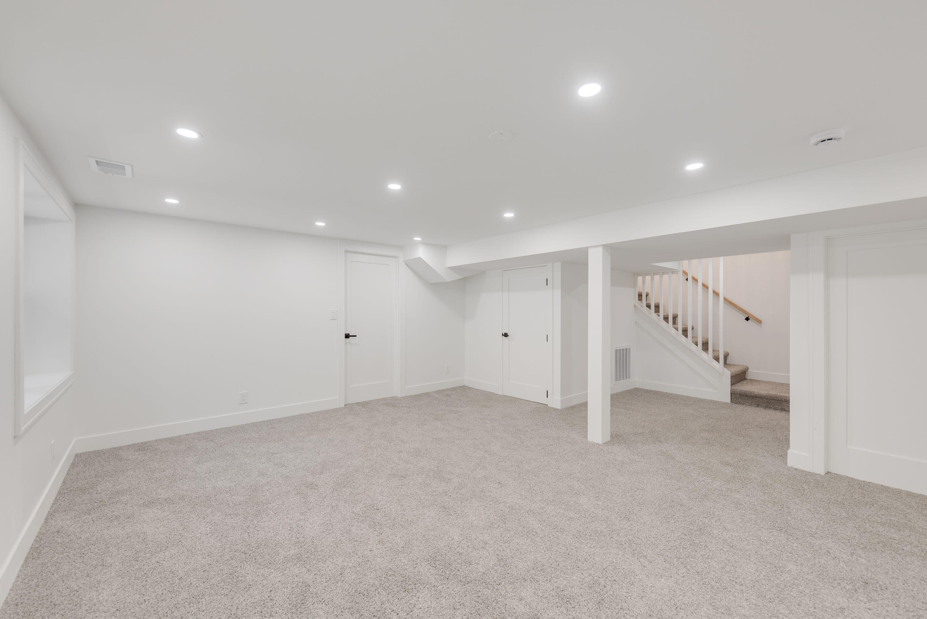 4046 Hillside Trail
