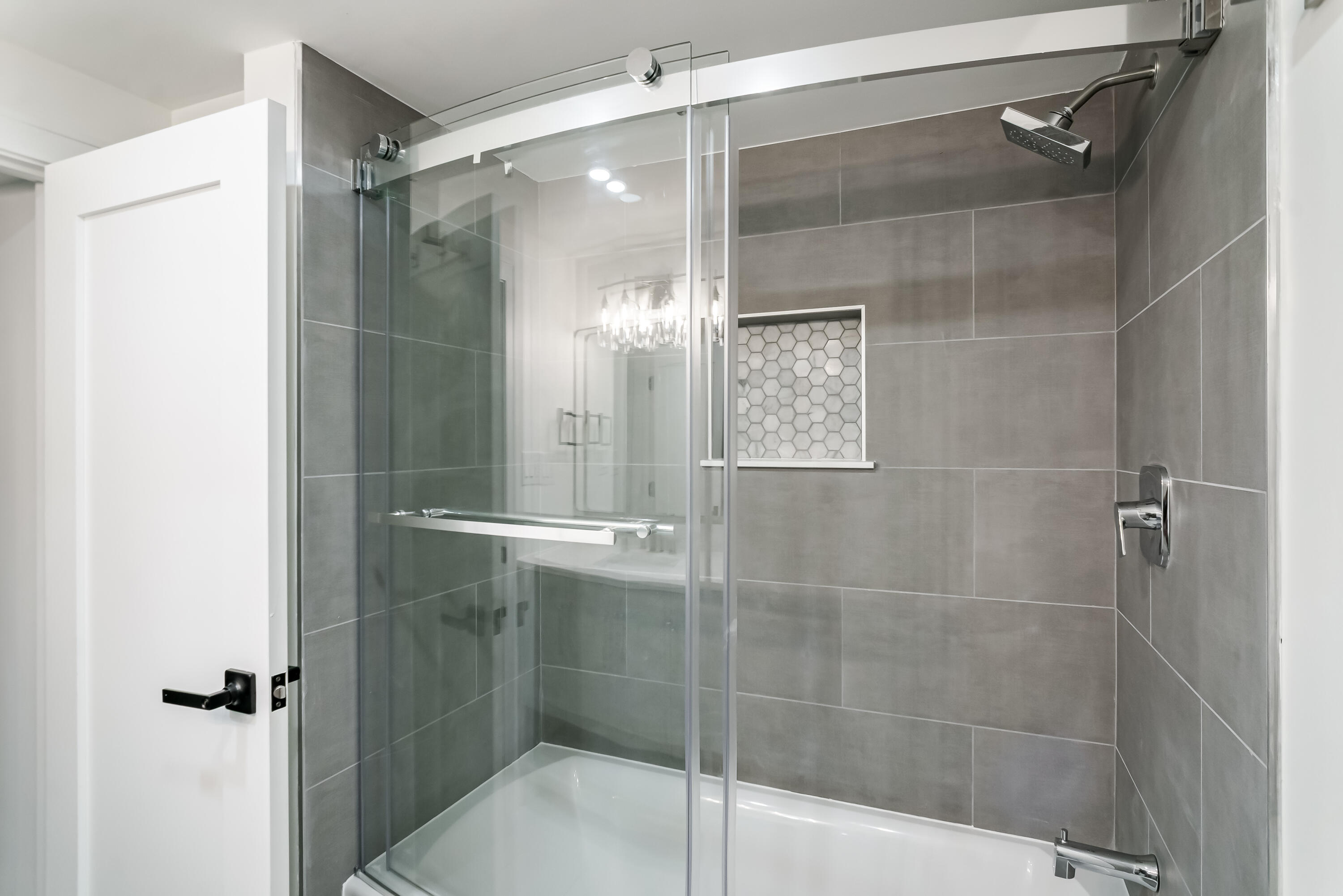4046 Hillside Trail