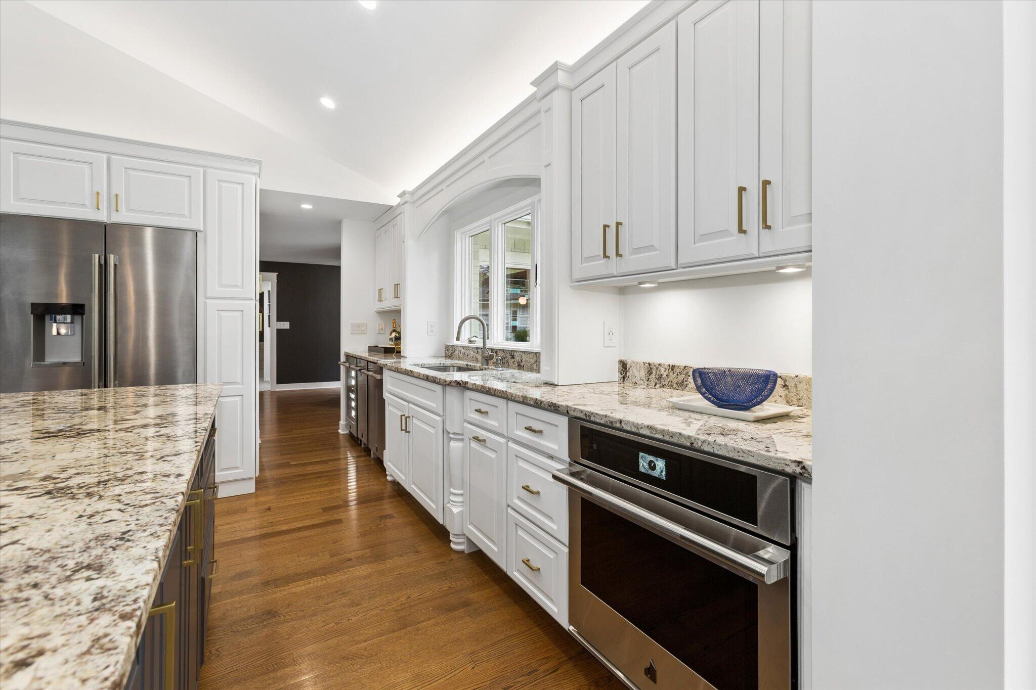 1912 Sunset Court, St. Joseph