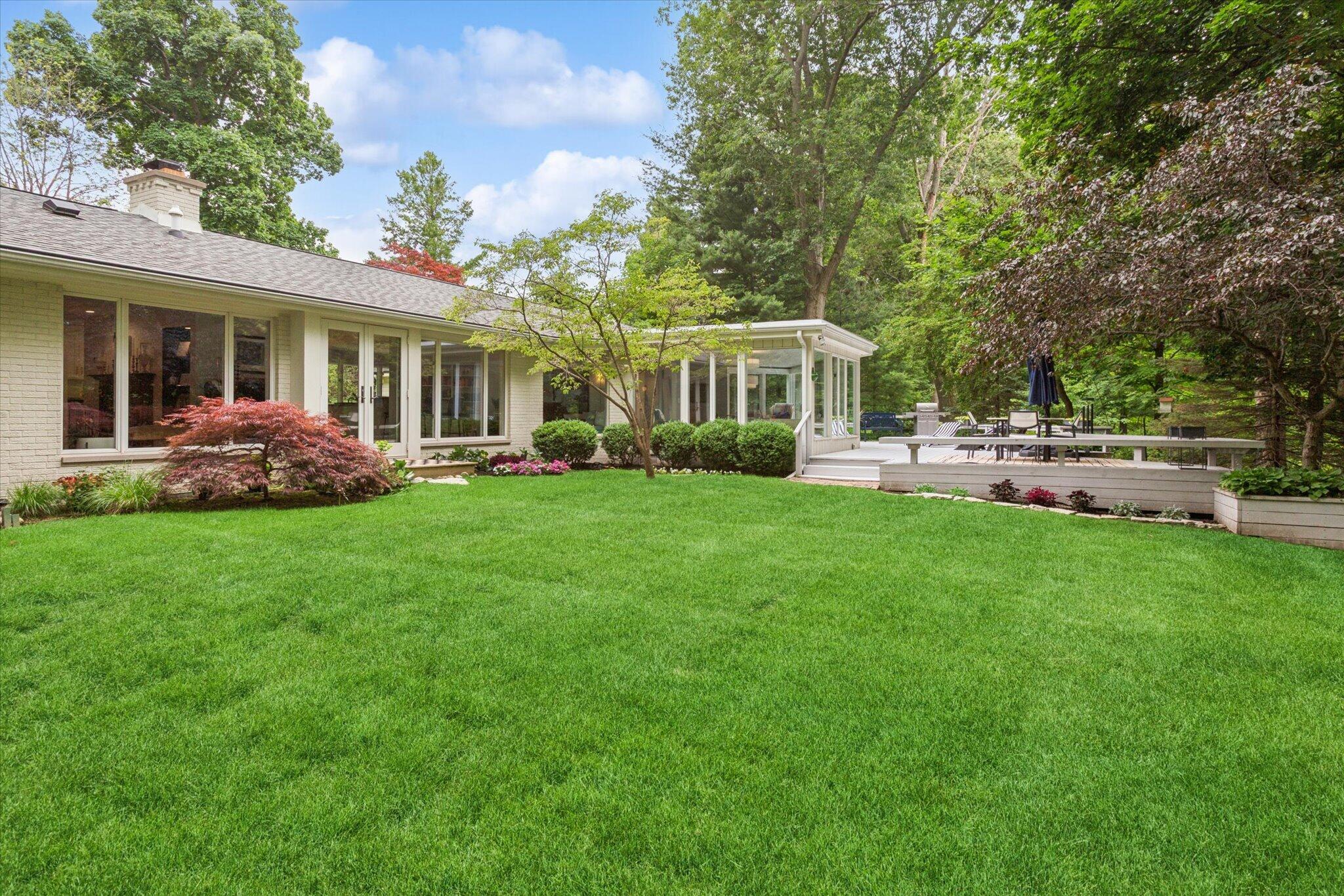 1912 Sunset Court, St. Joseph
