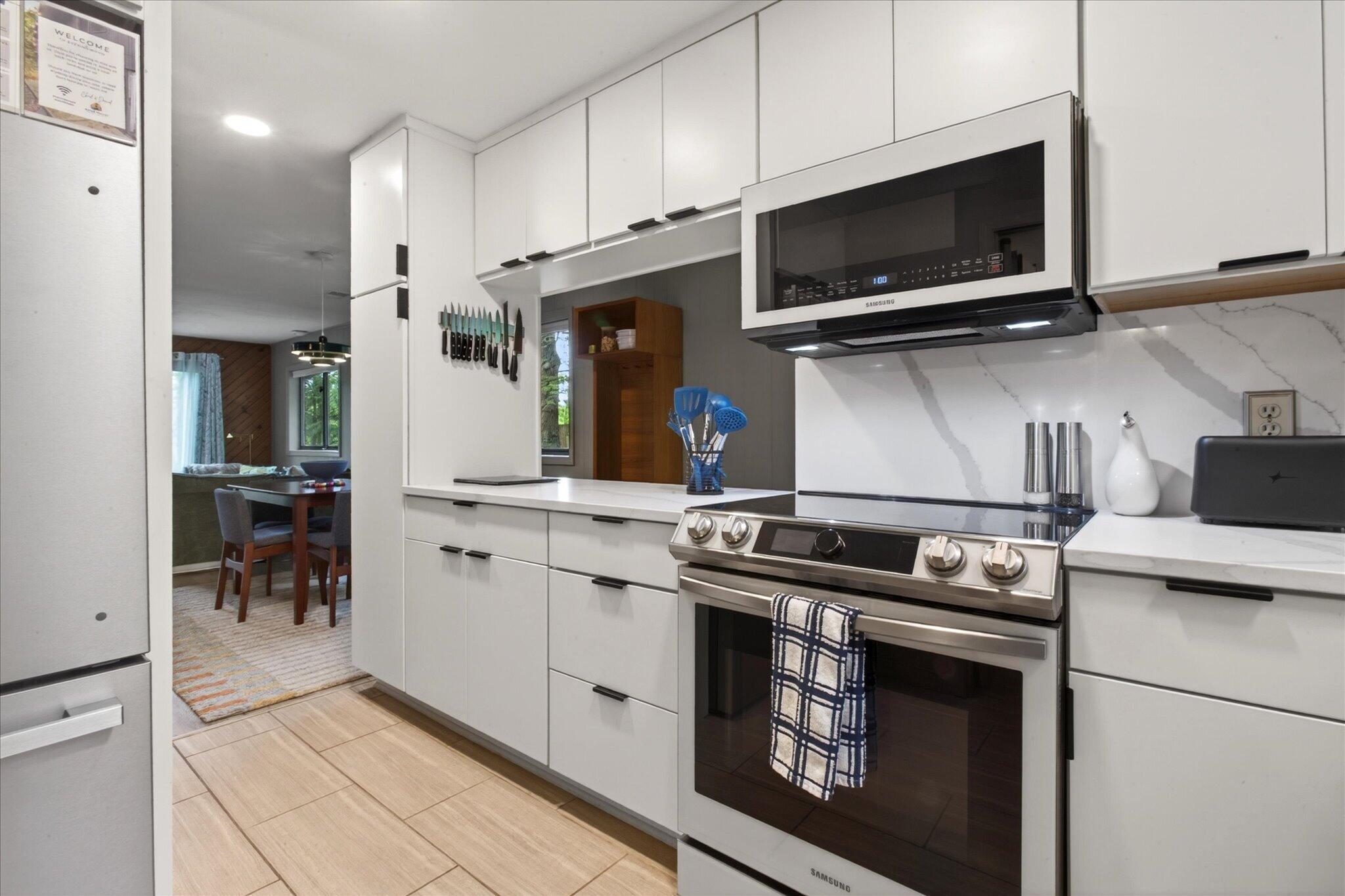3109 River Bend Trail