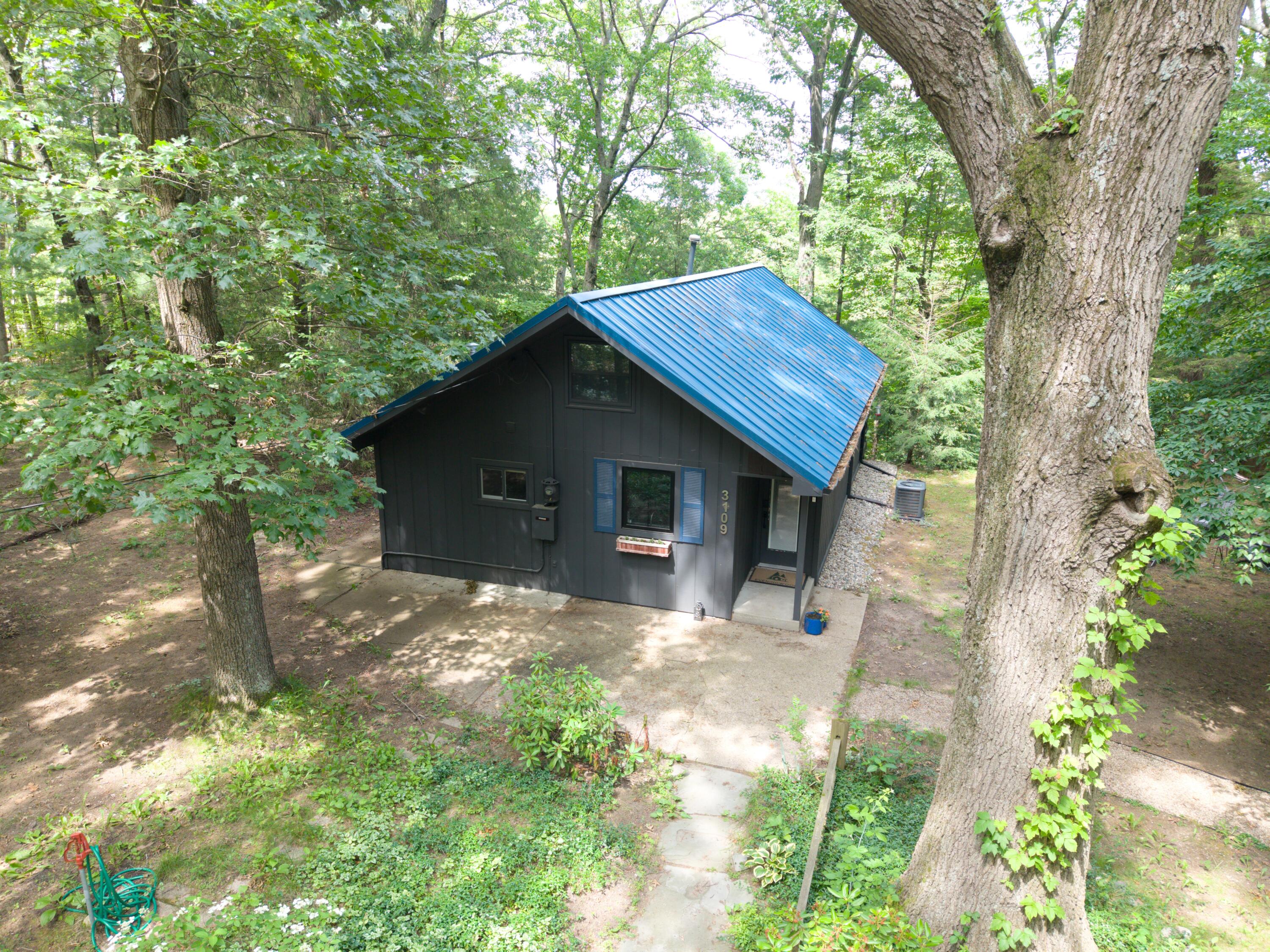 3109 River Bend Trail