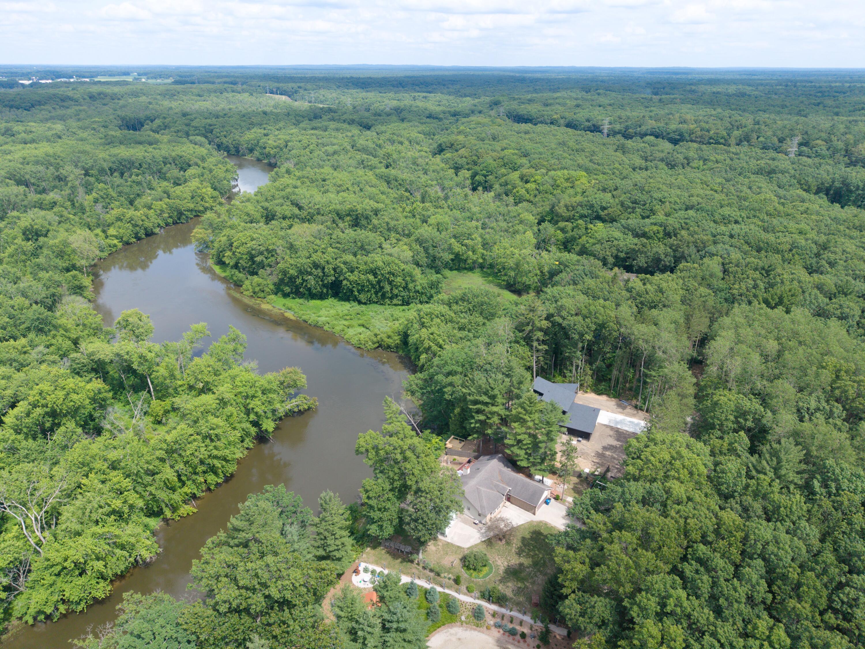 3109 River Bend Trail